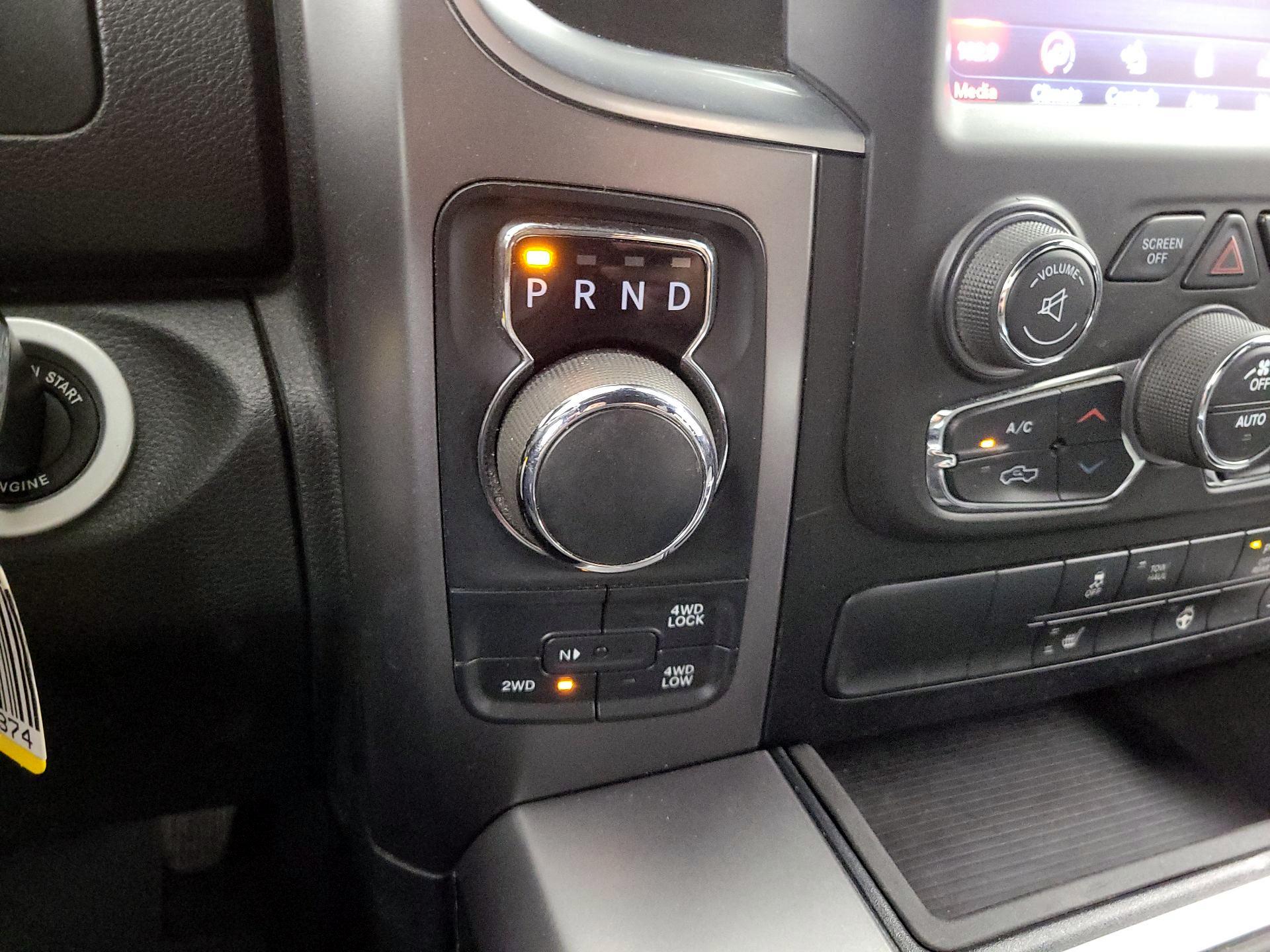 Thumbnail: 2021 RAM 1500 Classic - 18