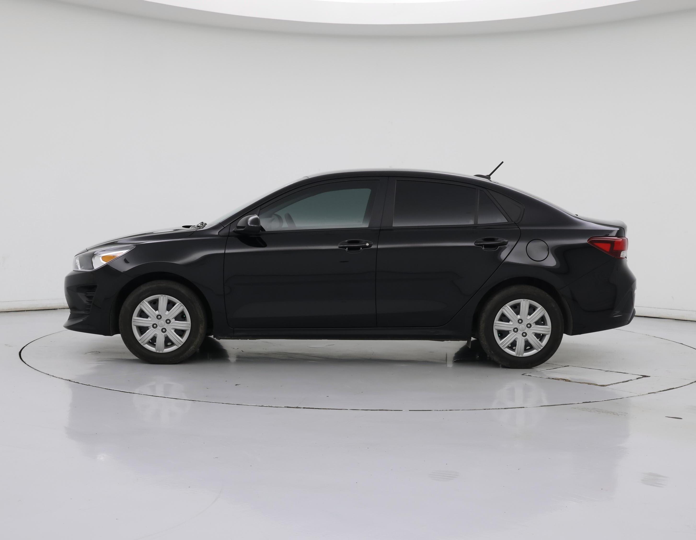 Thumbnail: 2023 Kia Rio - 3