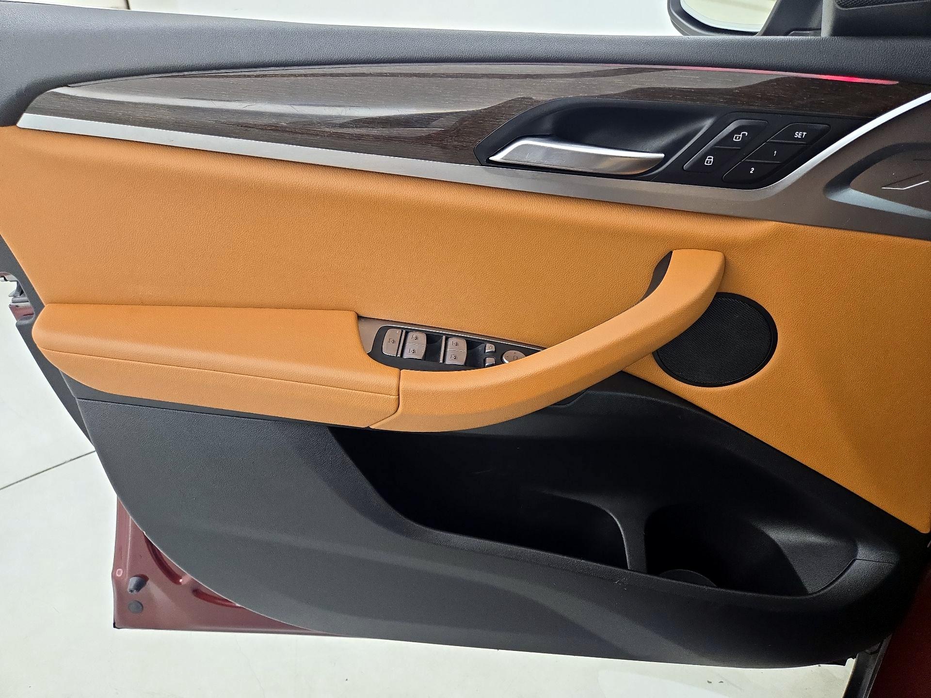 Thumbnail: 2022 BMW X4 - 12