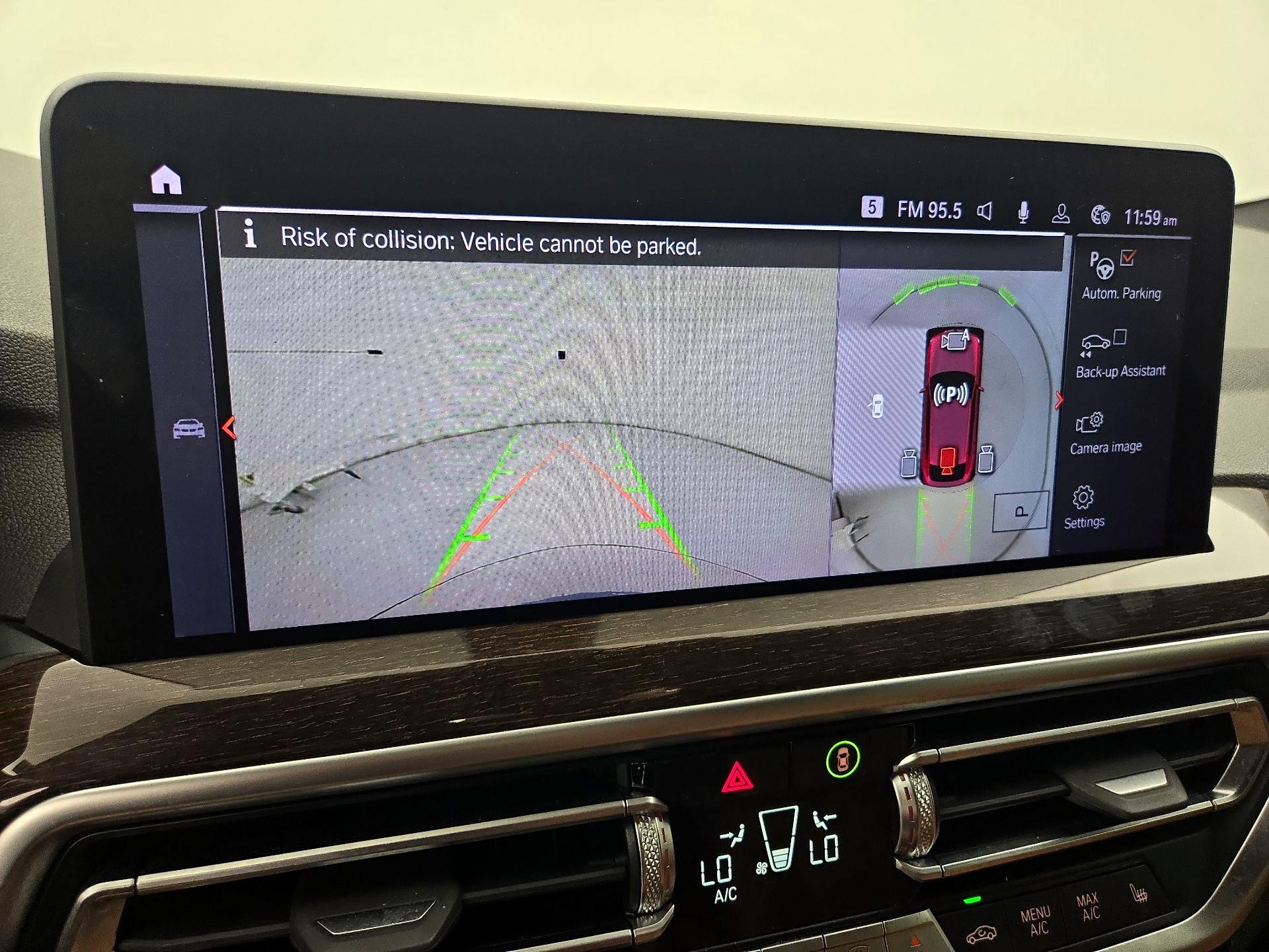 Thumbnail: 2022 BMW X4 - 15