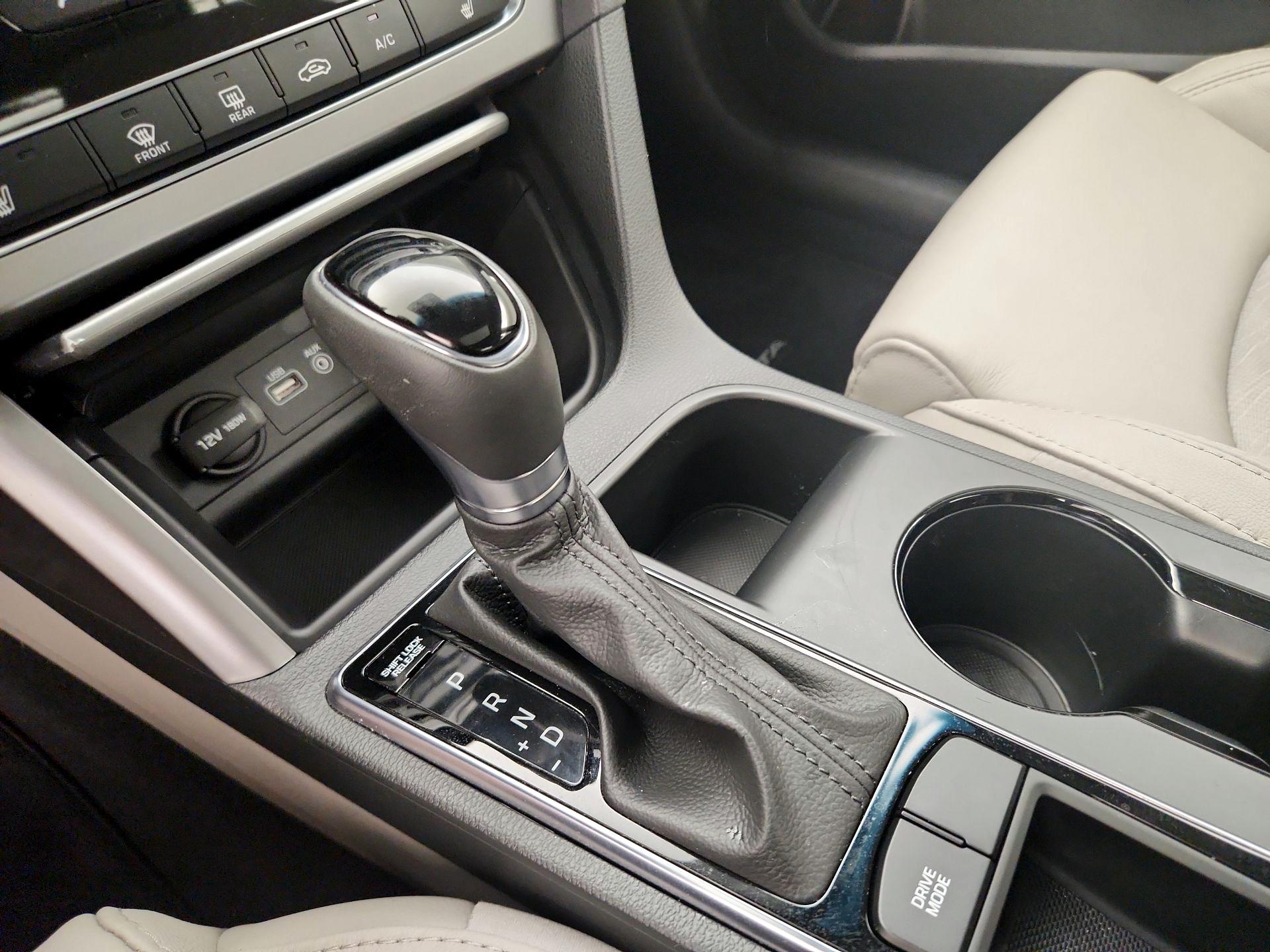 Thumbnail: 2016 Hyundai Sonata - 17