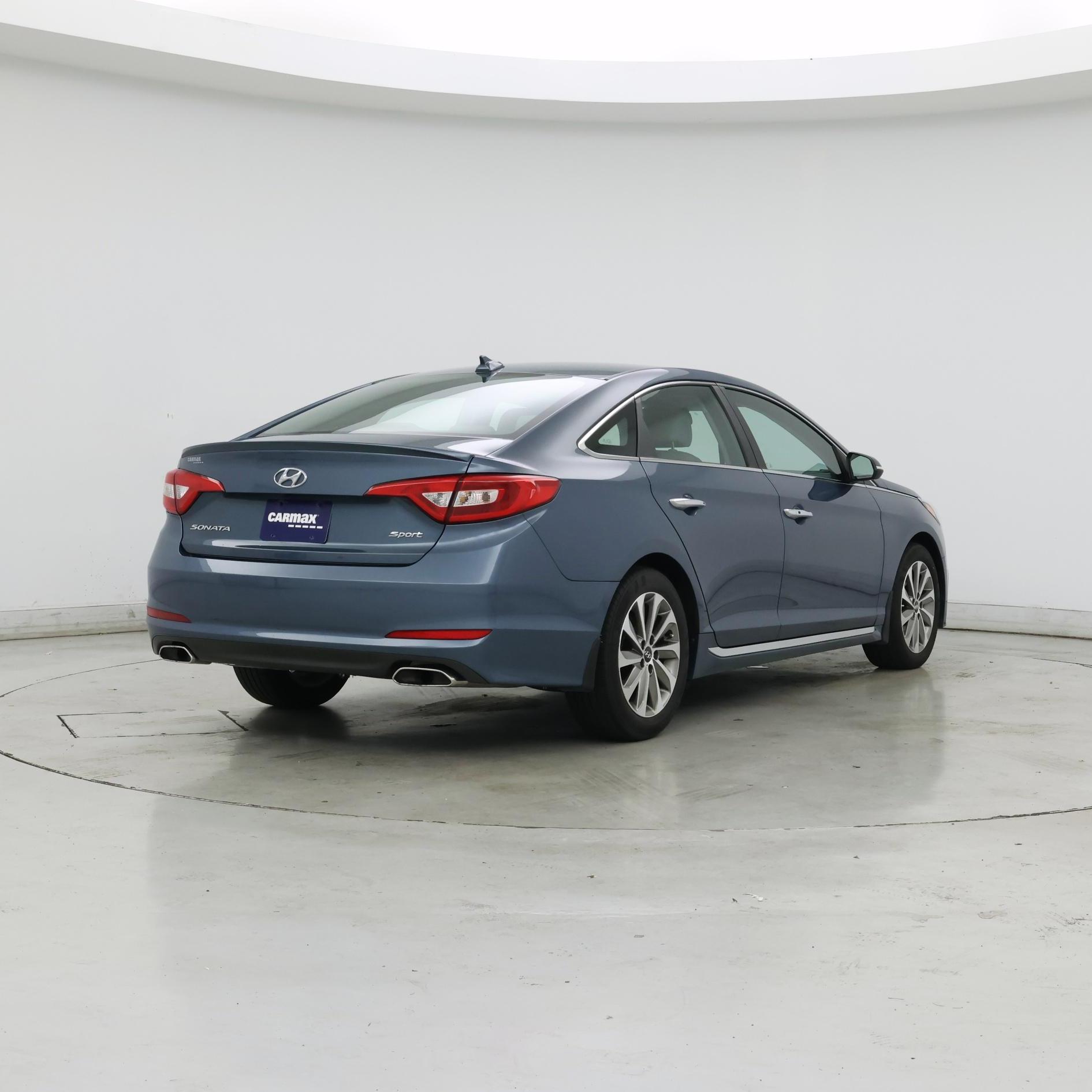 Thumbnail: 2016 Hyundai Sonata - 8