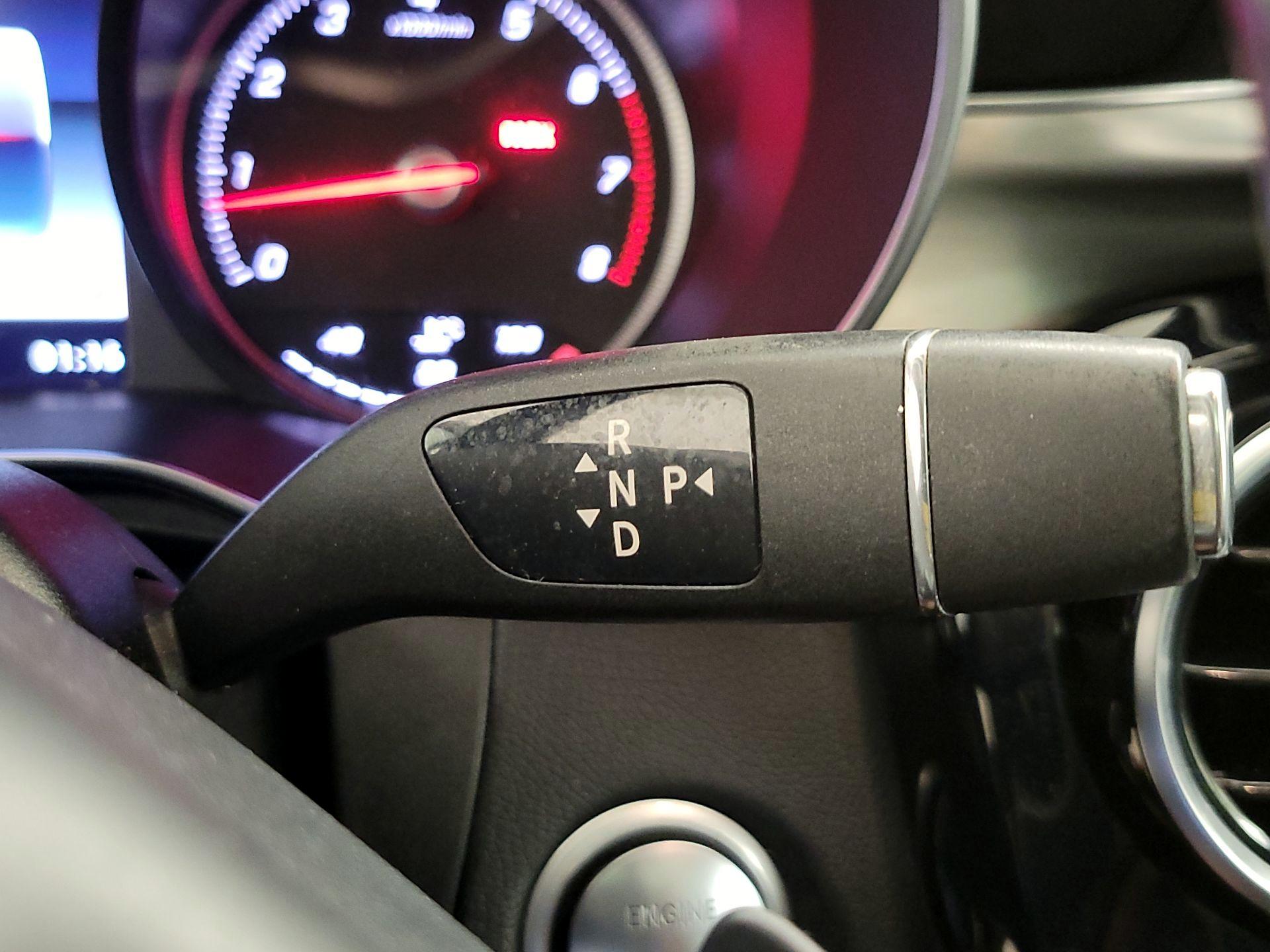 Thumbnail: 2017 Mercedes-Benz GLC - 17