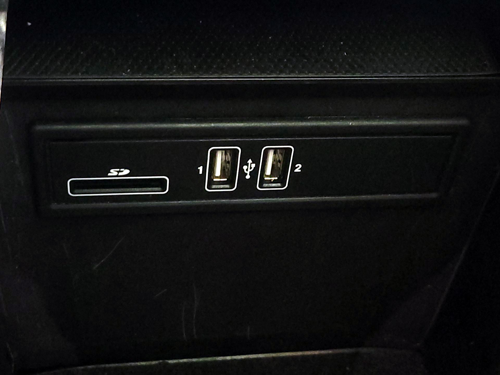 Thumbnail: 2017 Mercedes-Benz GLC - 18