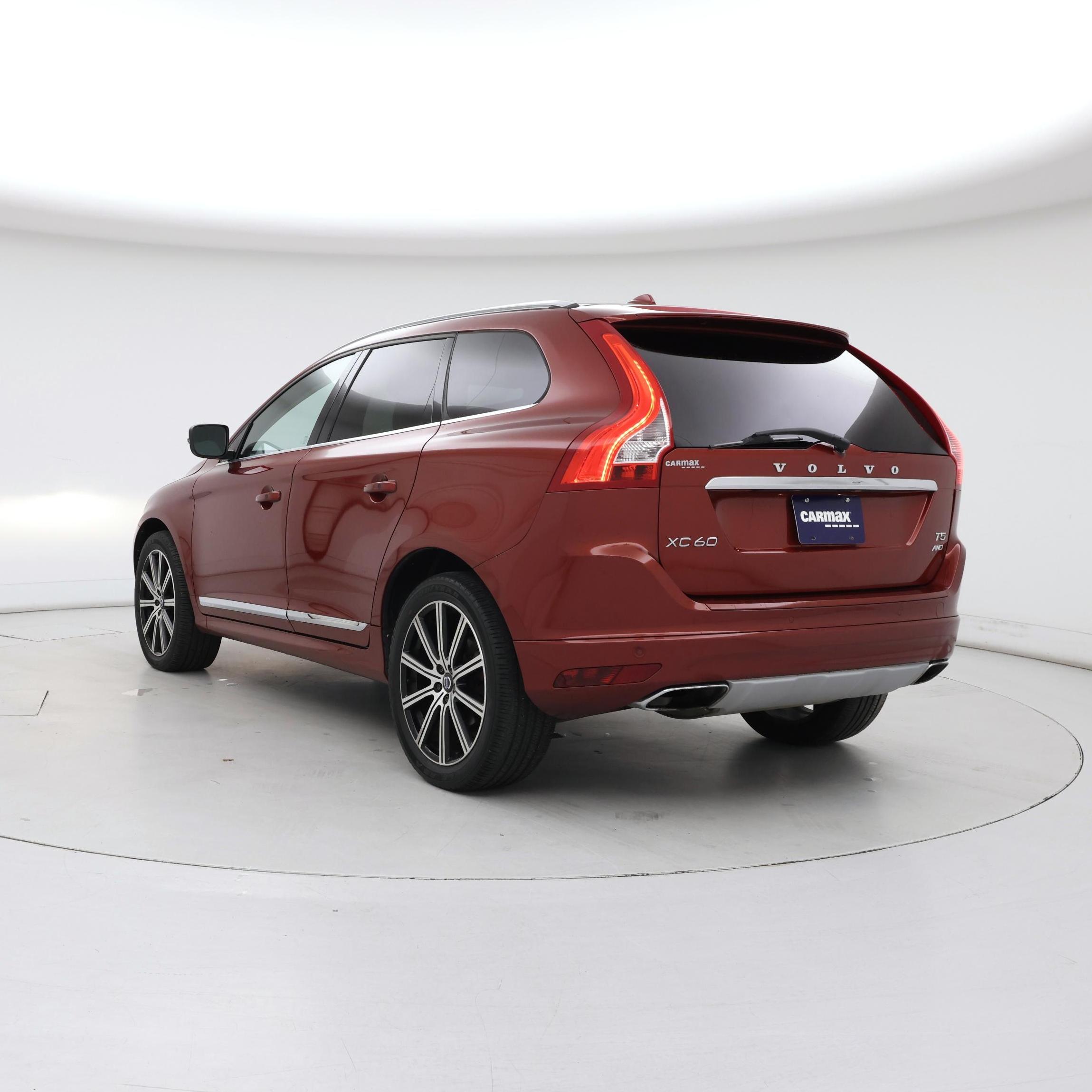 Thumbnail: 2016 Volvo XC60 - 2