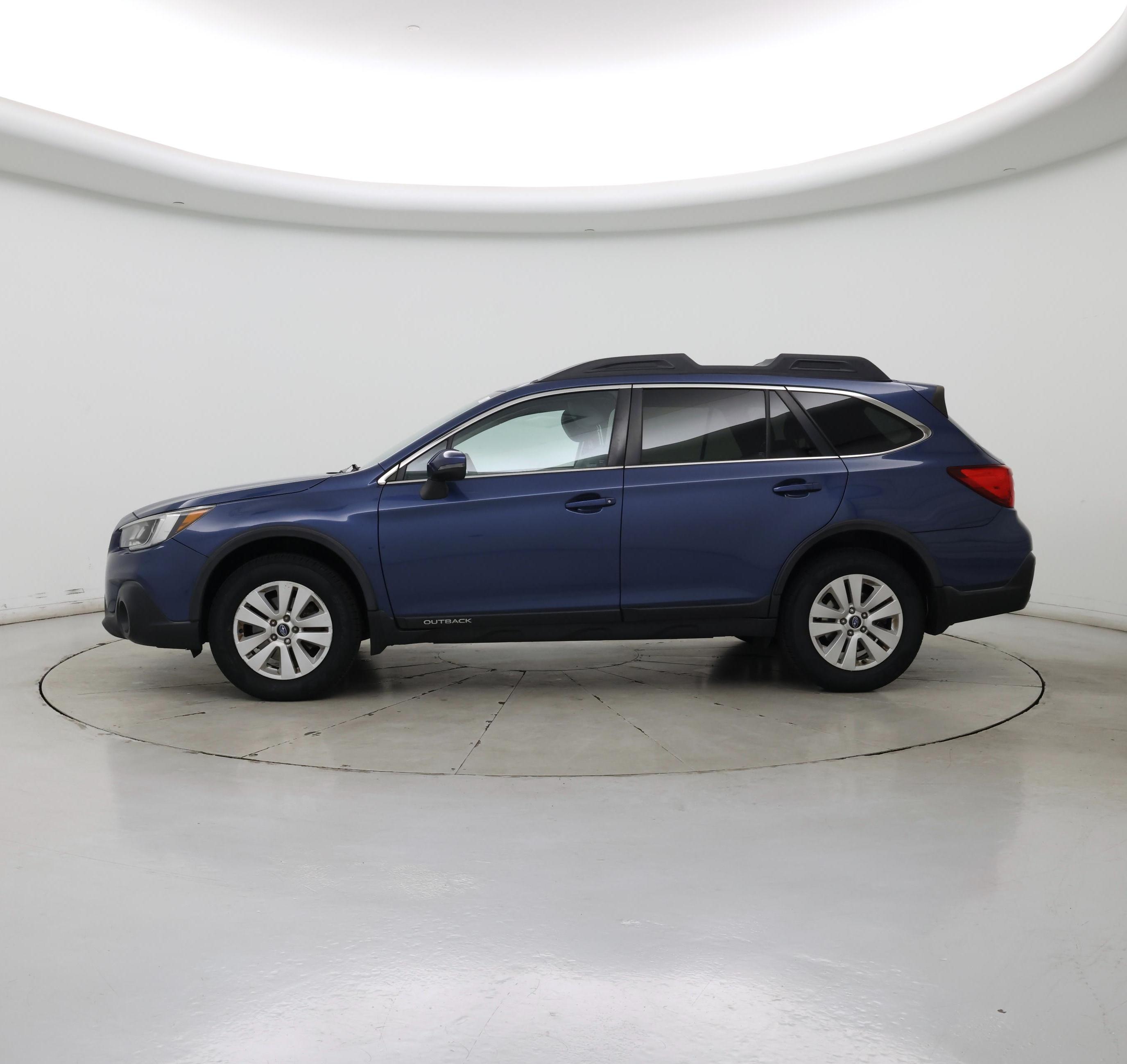 Thumbnail: 2019 Subaru Outback - 3