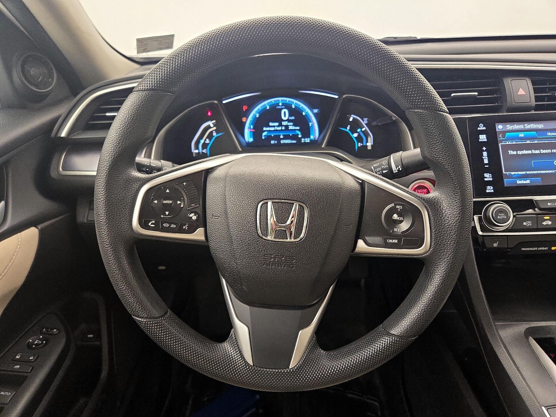 Thumbnail: 2016 Honda Civic - 10