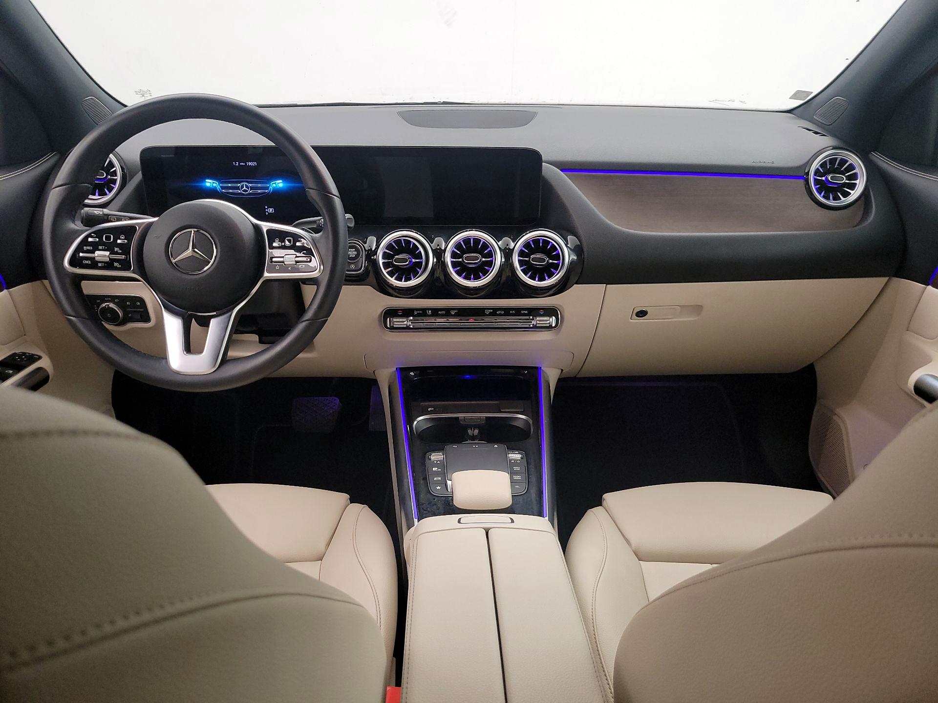 Thumbnail: 2022 Mercedes-Benz GLA - 9