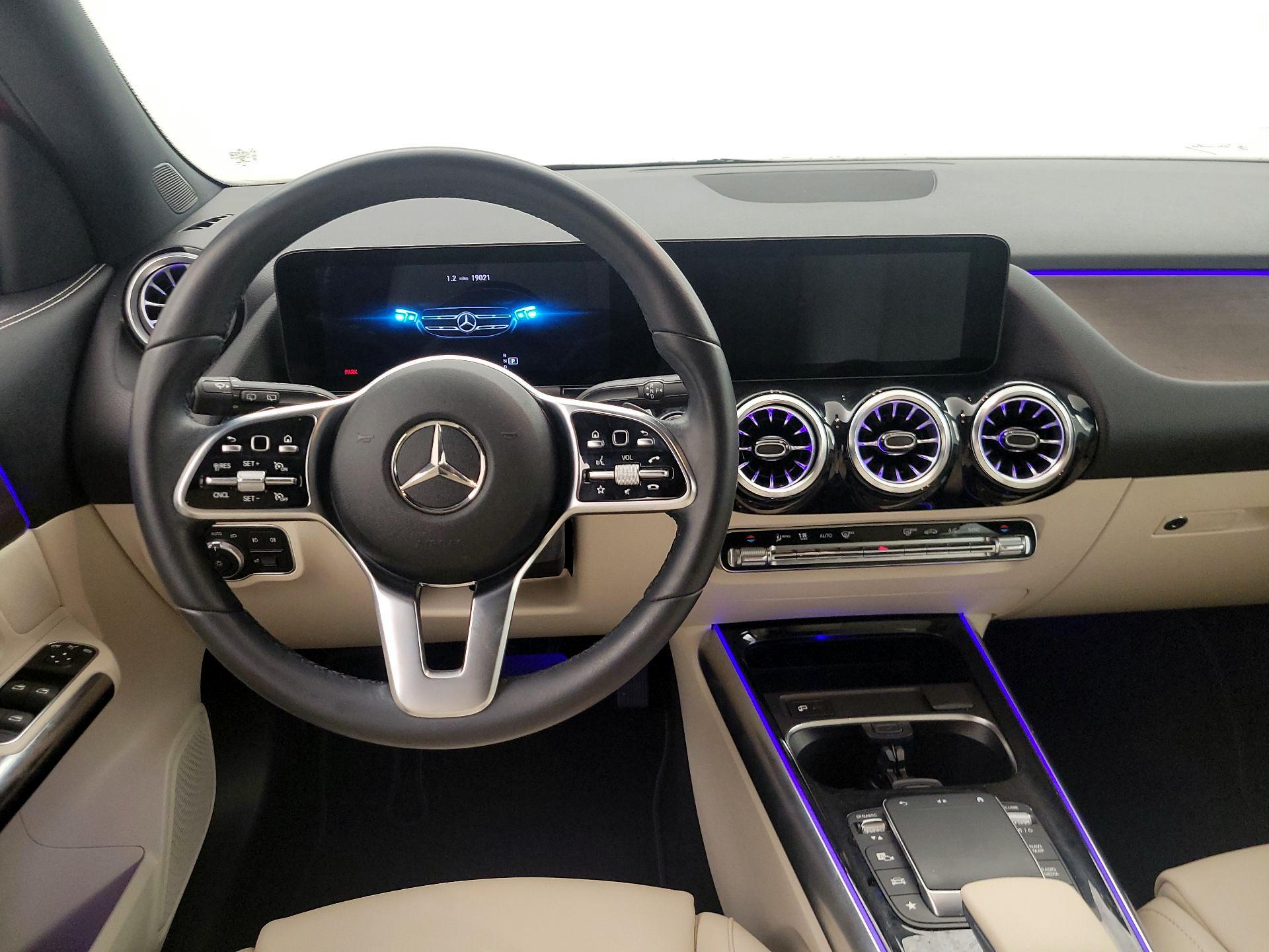 Thumbnail: 2022 Mercedes-Benz GLA - 10