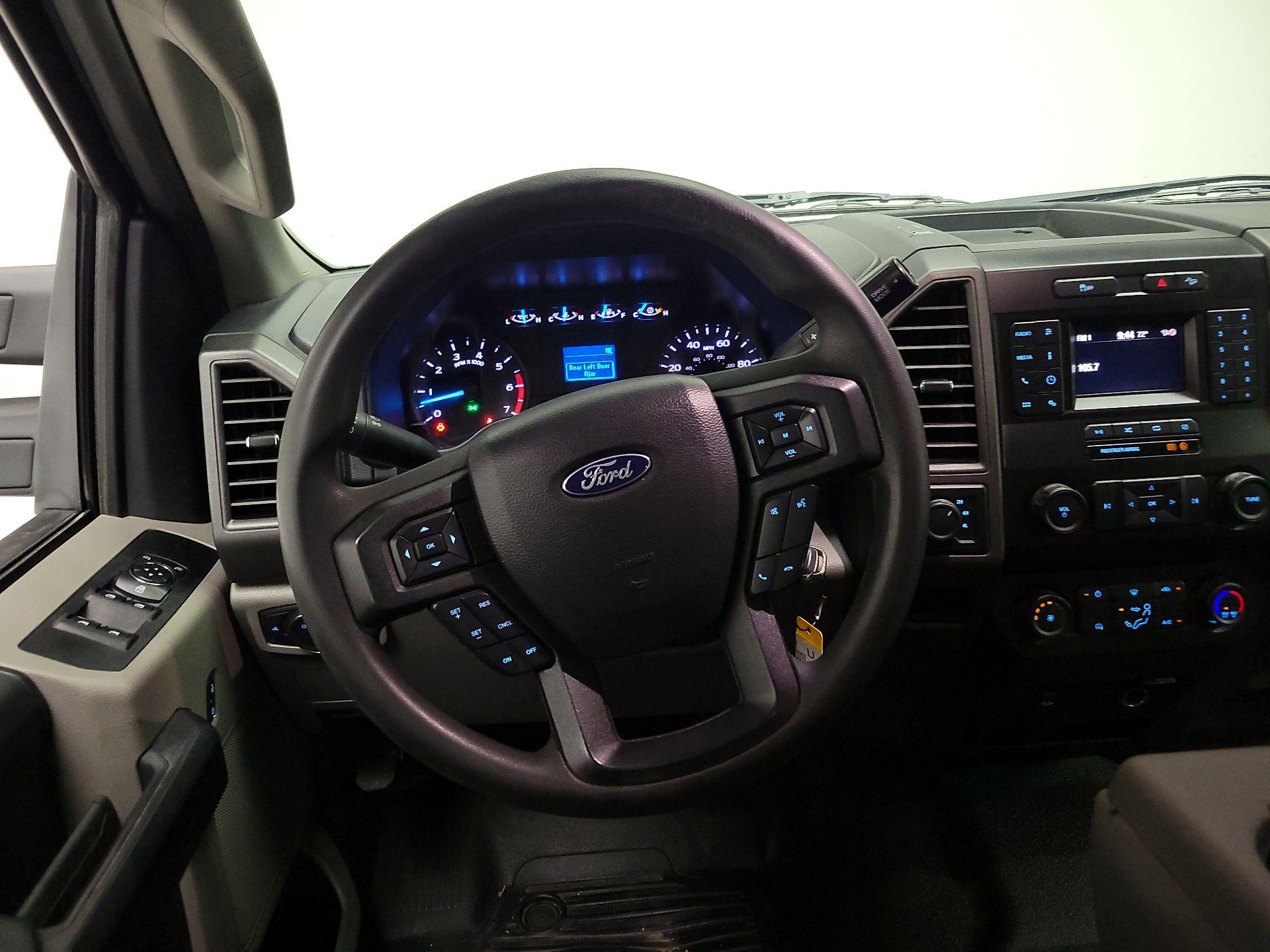 Thumbnail: 2020 Ford F-250 - 10