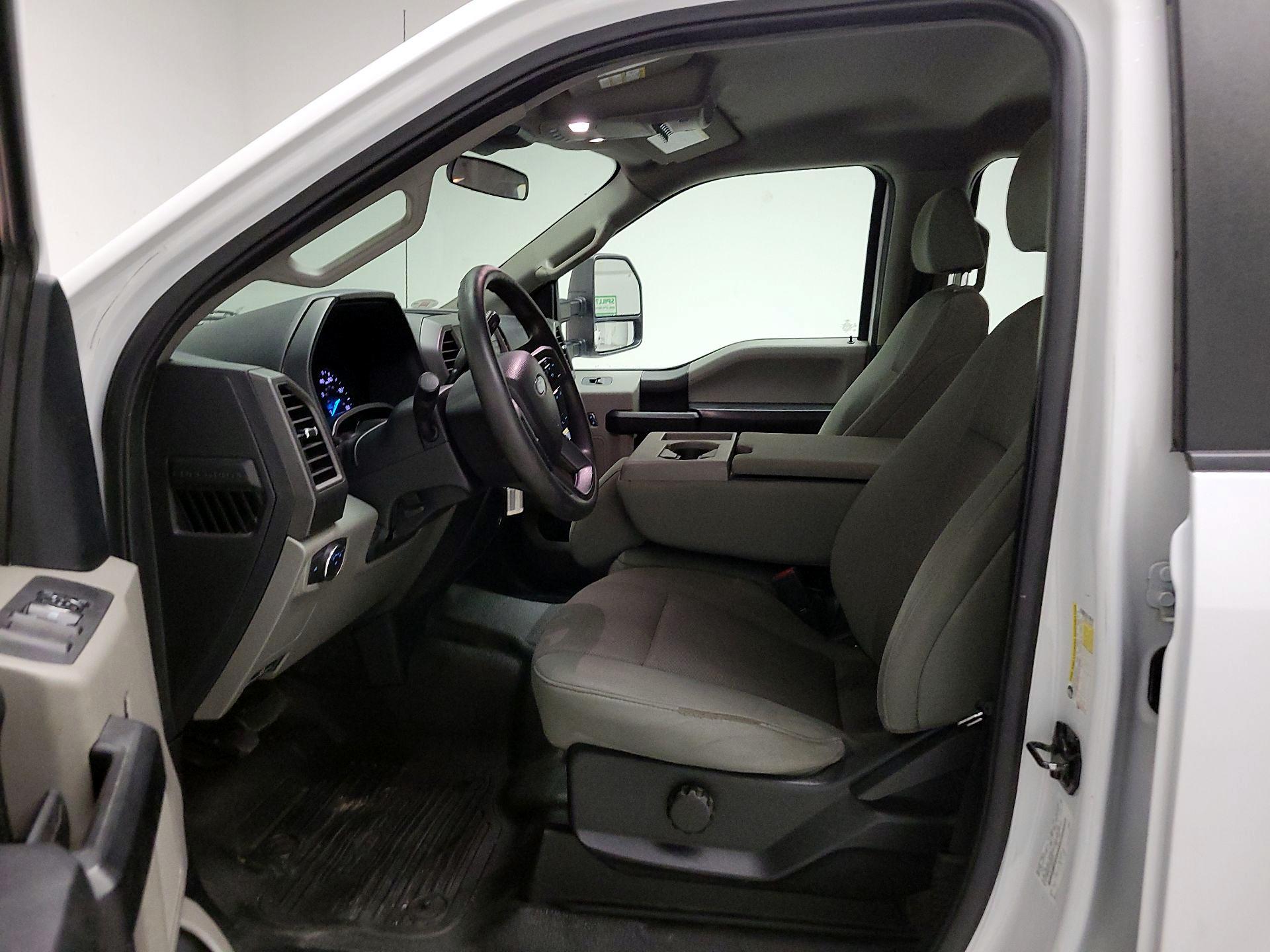 Thumbnail: 2020 Ford F-250 - 11