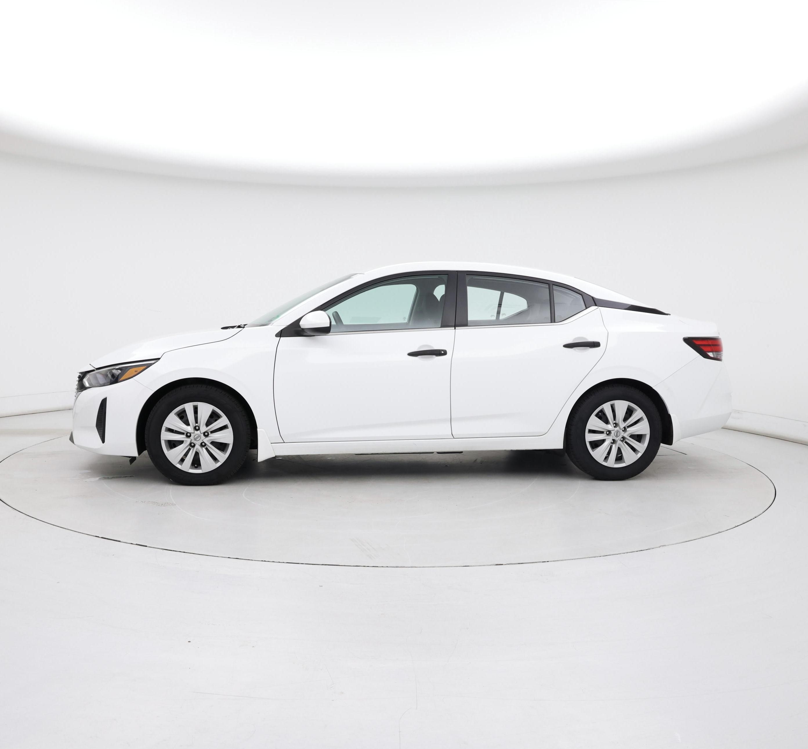 Thumbnail: 2024 Nissan Sentra - 3
