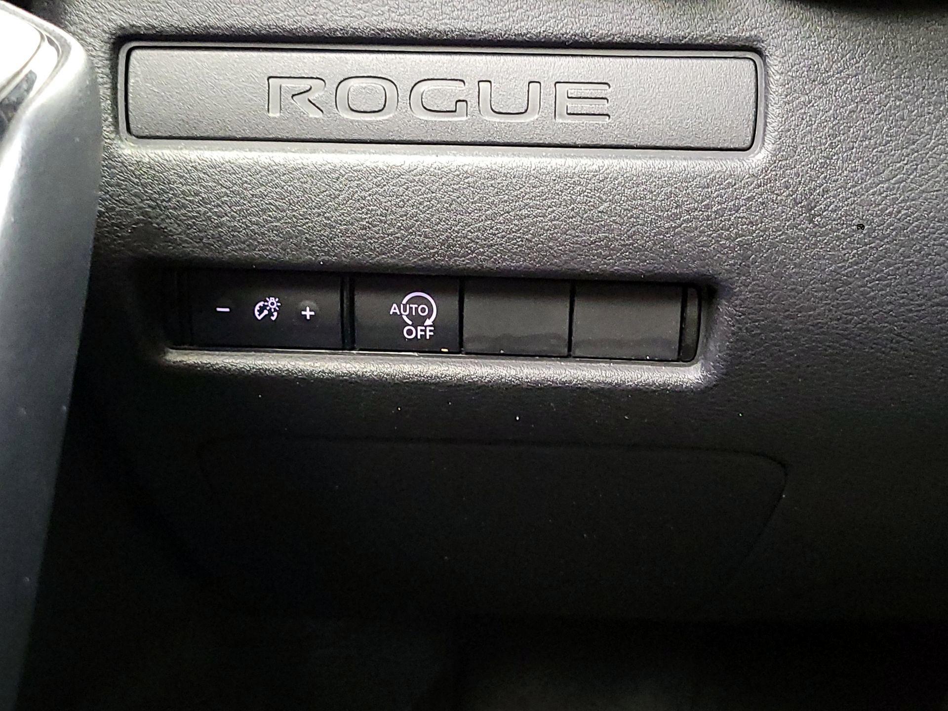 Thumbnail: 2023 Nissan Rogue - 13