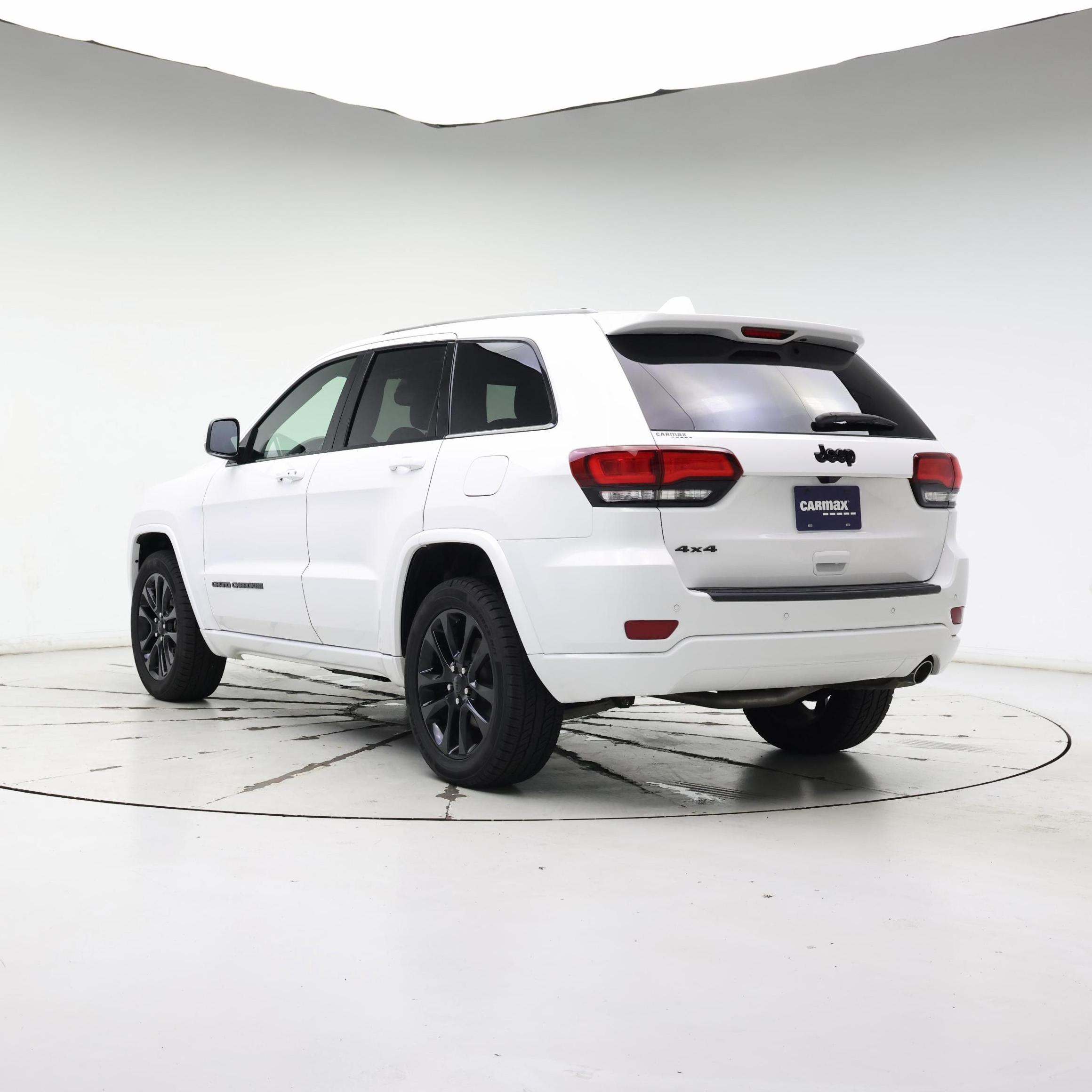 Thumbnail: 2020 Jeep Grand Cherokee - 2
