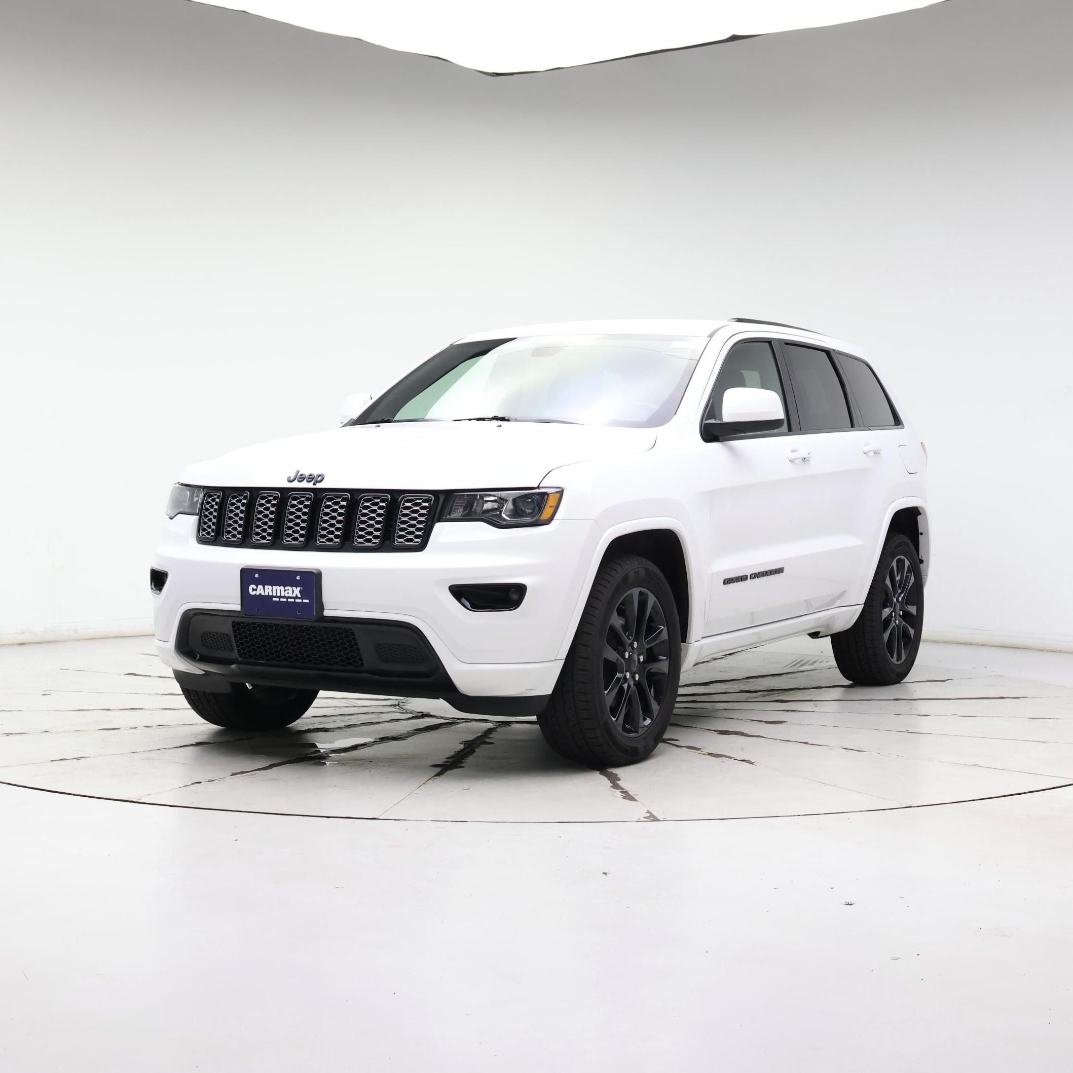 Thumbnail: 2020 Jeep Grand Cherokee - 4