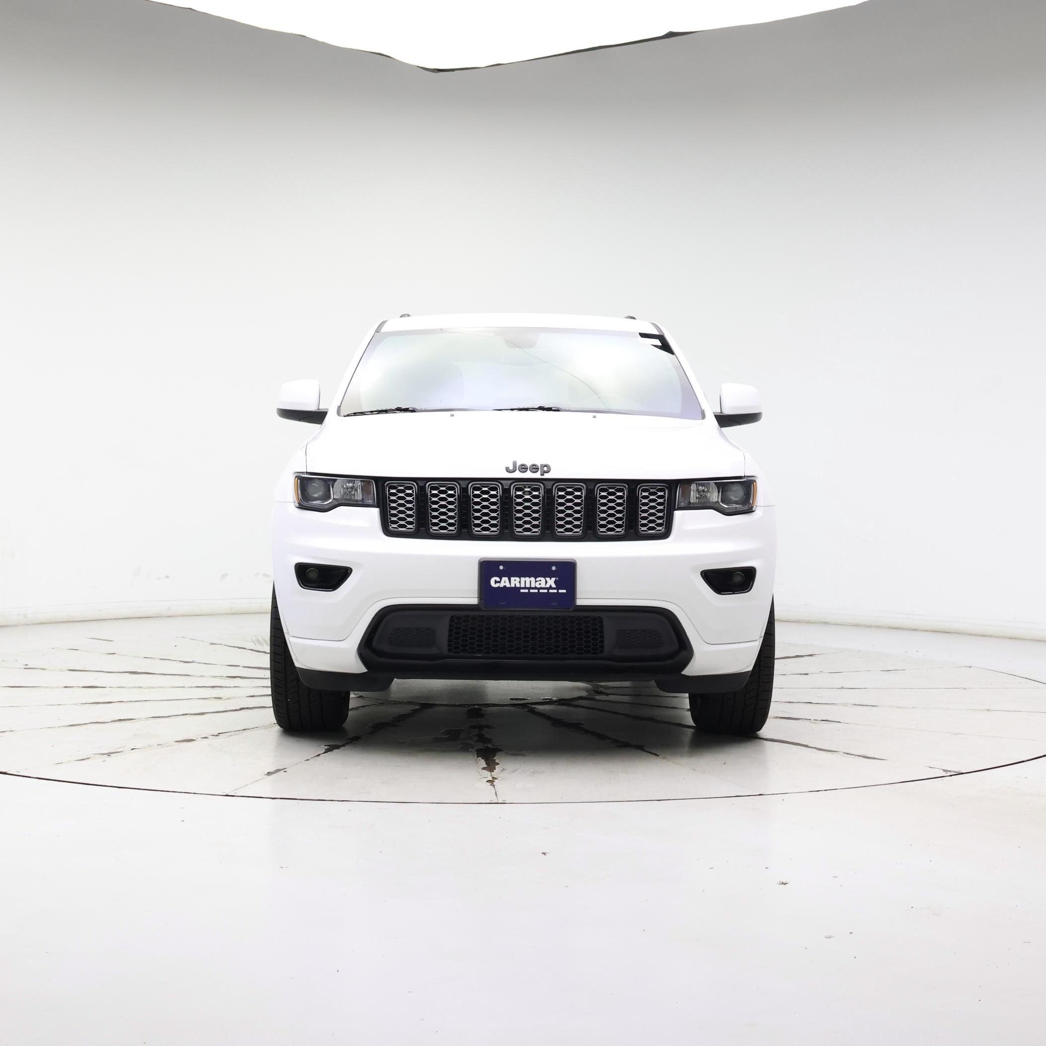 Thumbnail: 2020 Jeep Grand Cherokee - 5