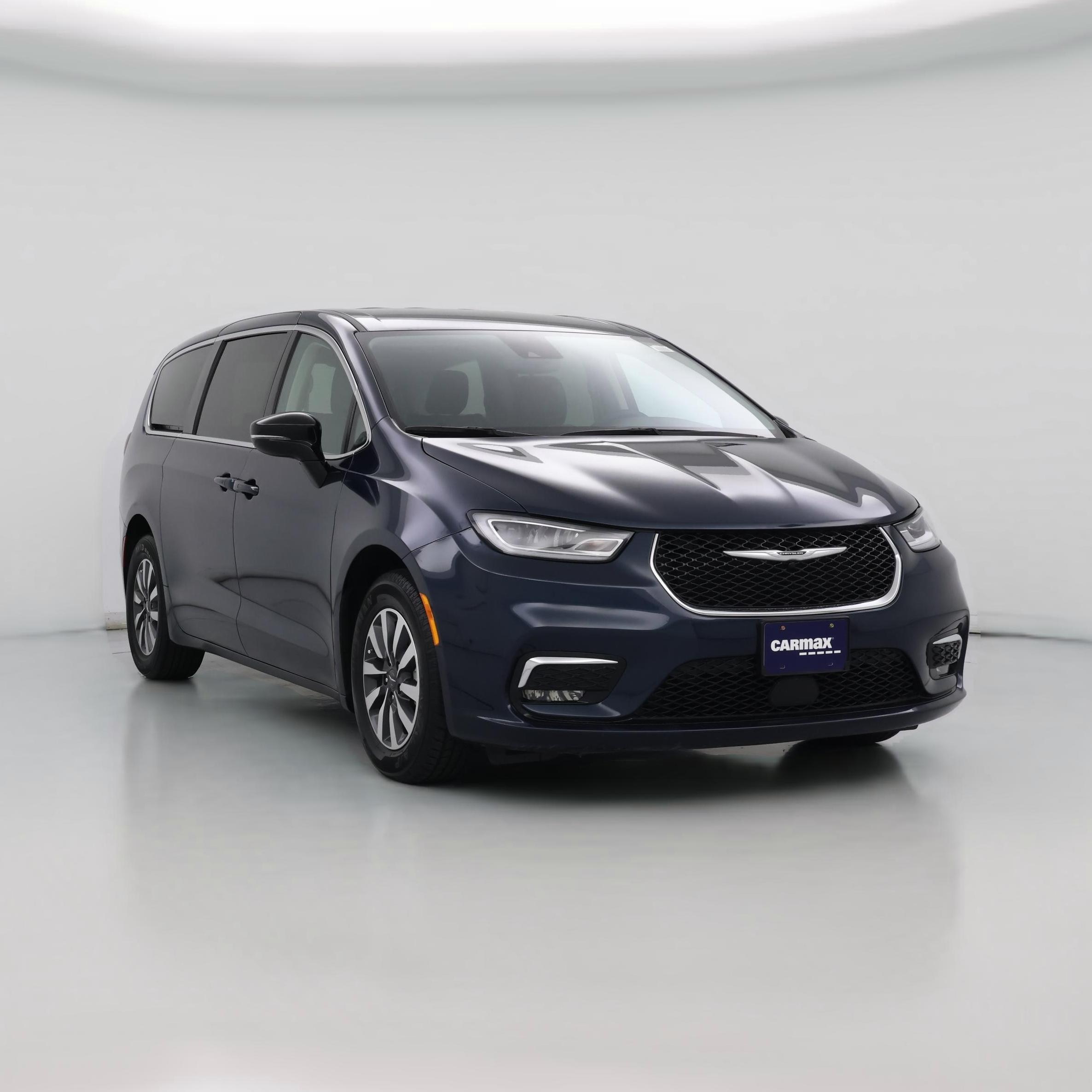 Thumbnail: 2024 Chrysler Pacifica - 1
