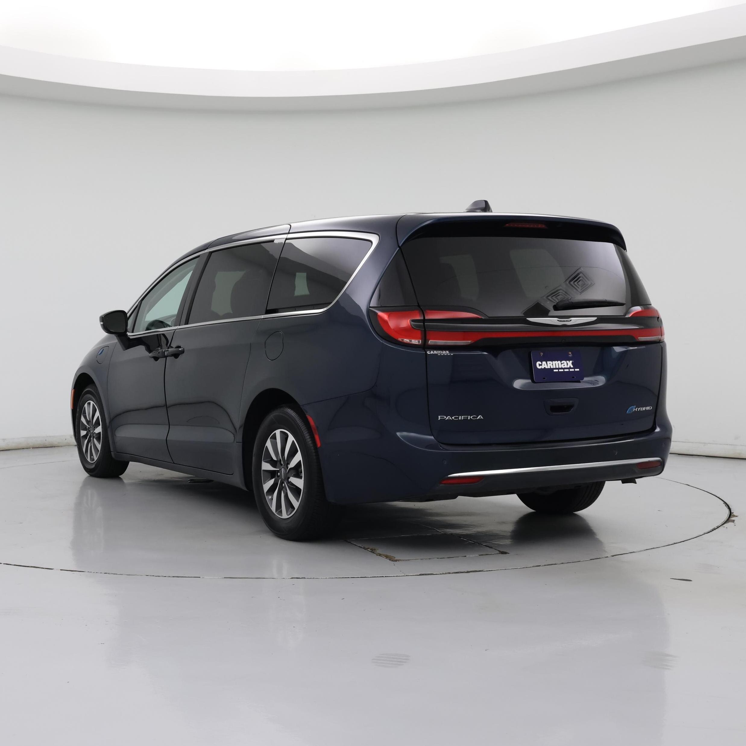 Thumbnail: 2024 Chrysler Pacifica - 2