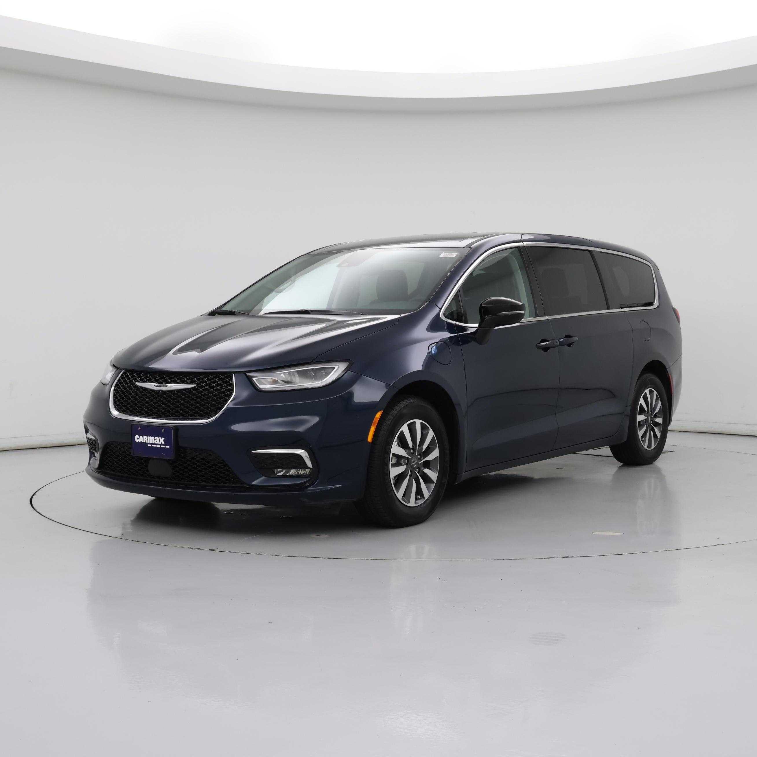 Thumbnail: 2024 Chrysler Pacifica - 4