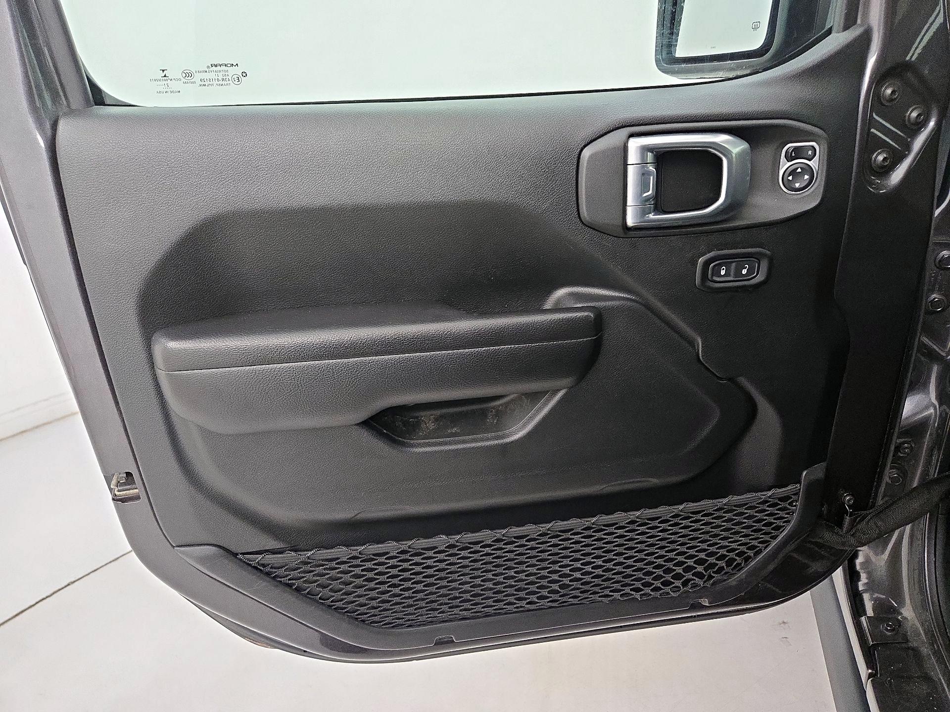 Thumbnail: 2021 Jeep Wrangler - 12