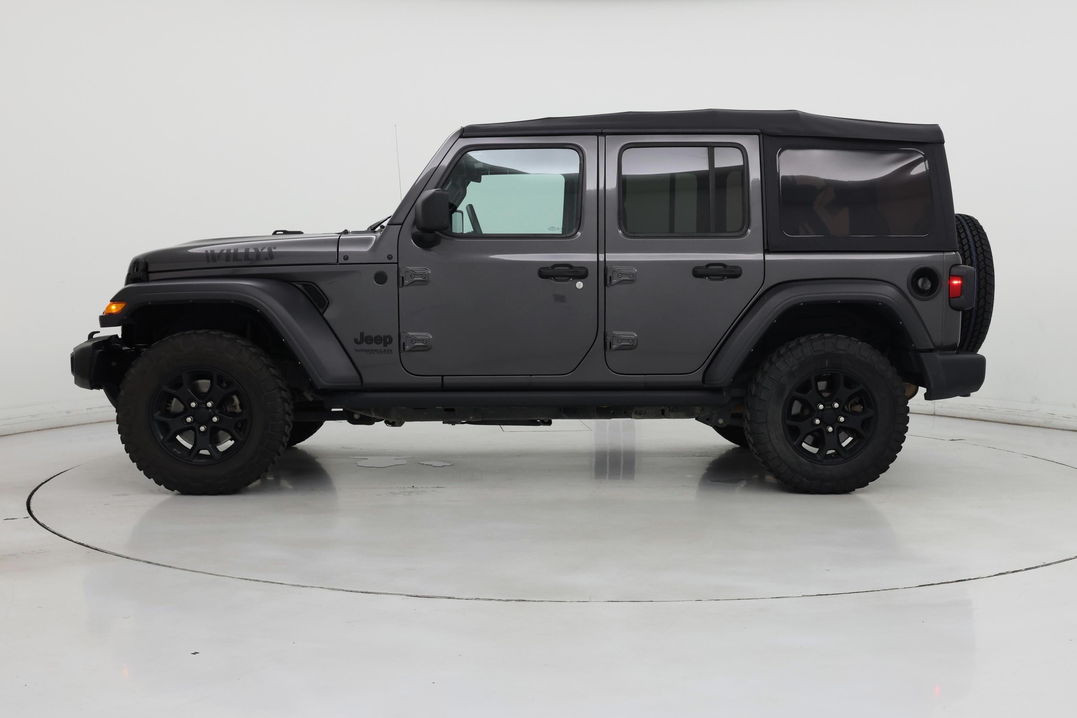 Thumbnail: 2021 Jeep Wrangler - 3