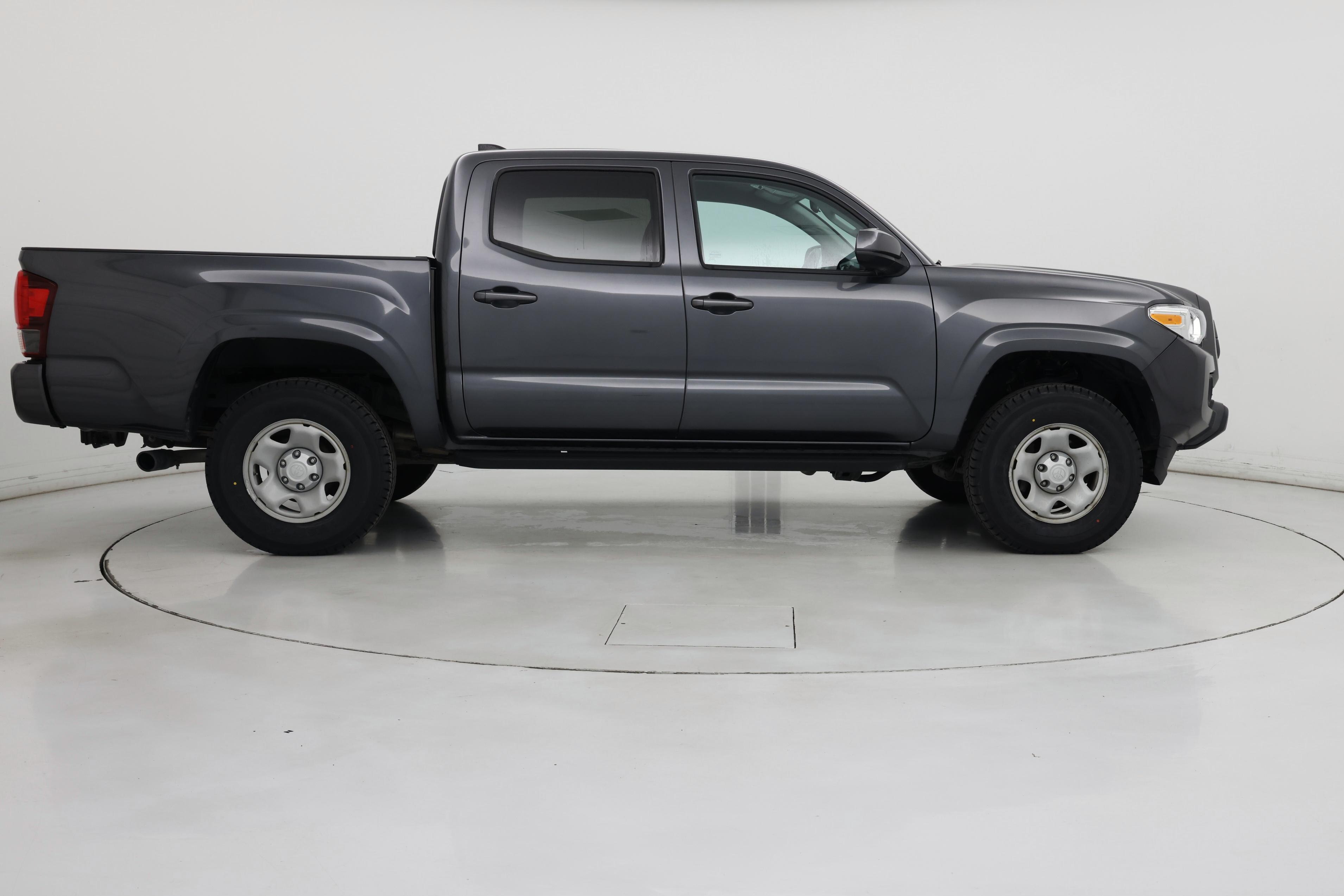 Thumbnail: 2022 Toyota Tacoma - 7