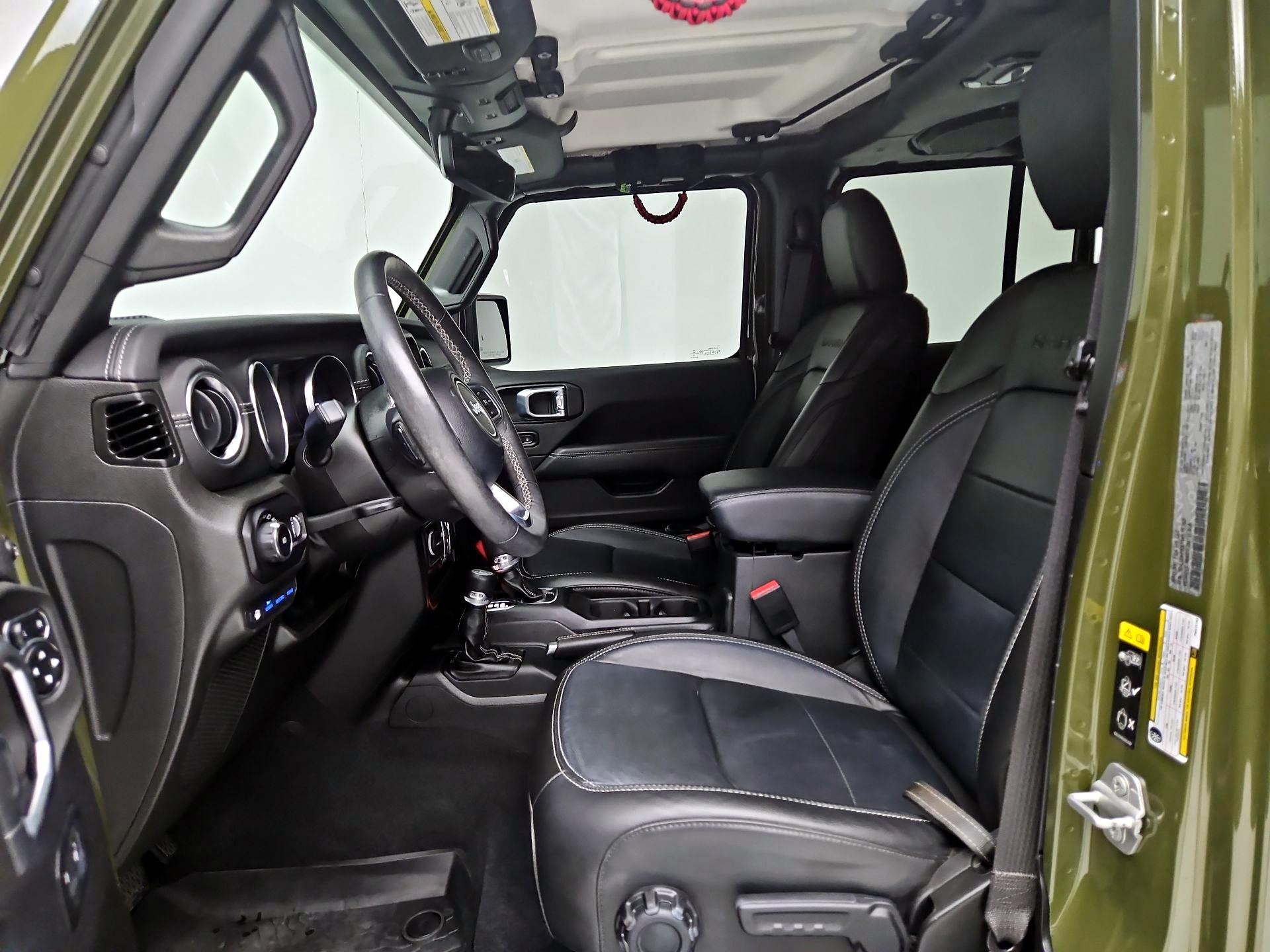 Thumbnail: 2023 Jeep Wrangler - 9