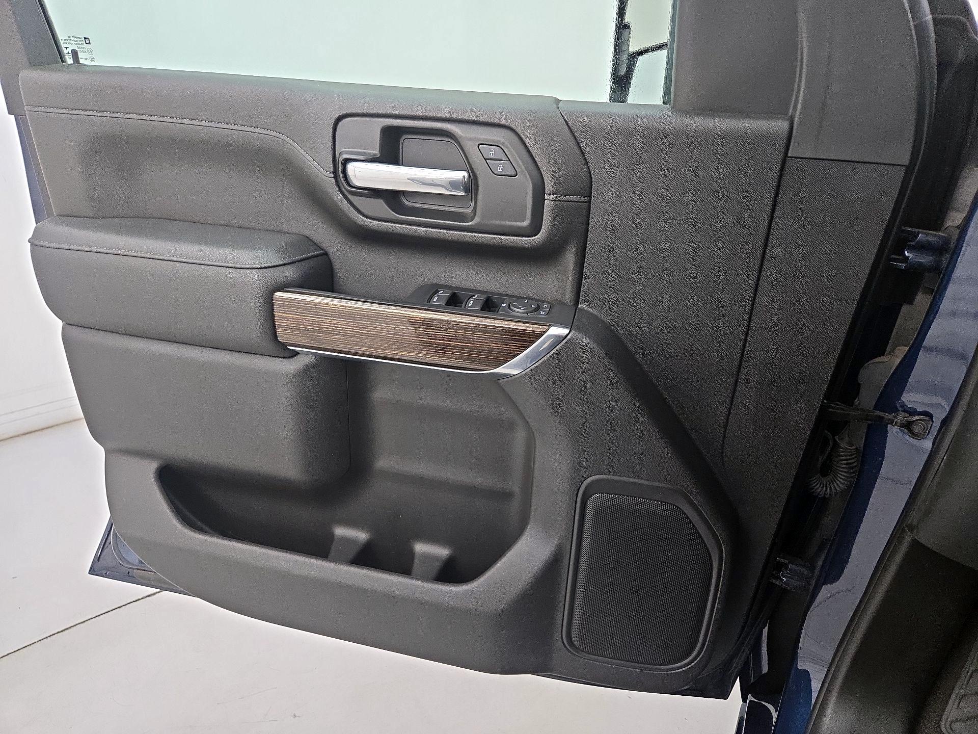 Thumbnail: 2022 GMC Sierra 2500 - 12