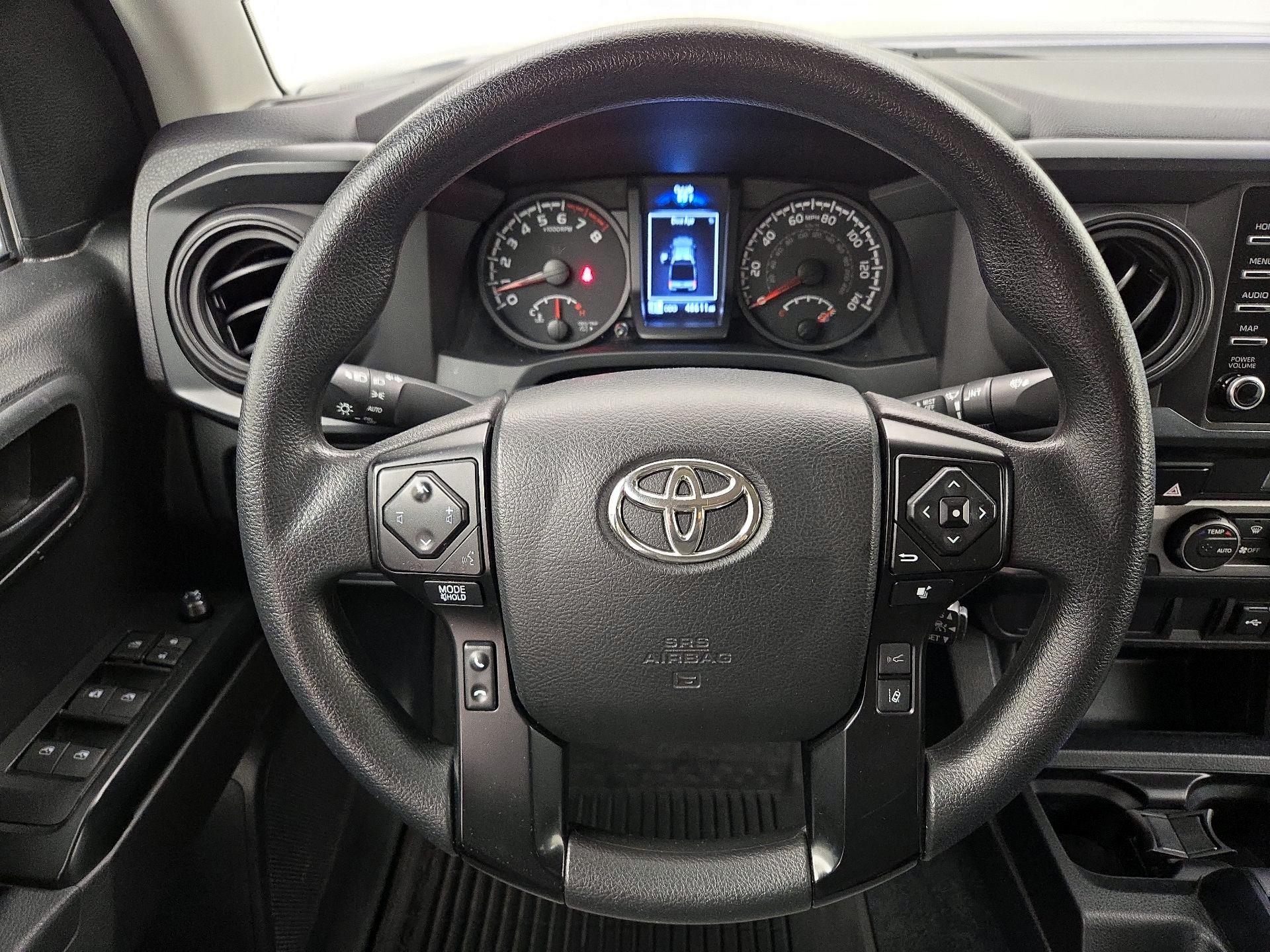 Thumbnail: 2022 Toyota Tacoma - 10