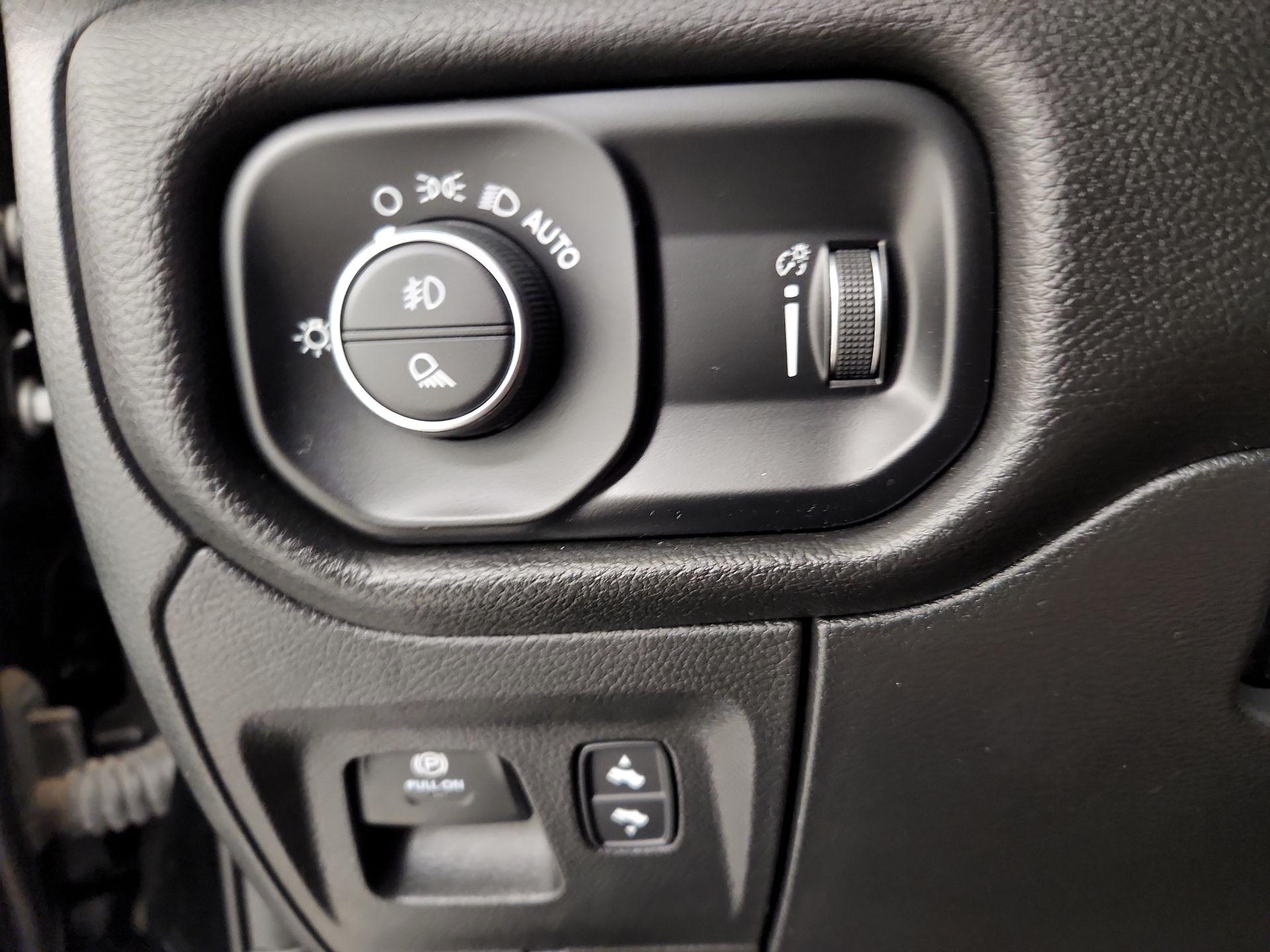 Thumbnail: 2022 RAM 1500 - 13
