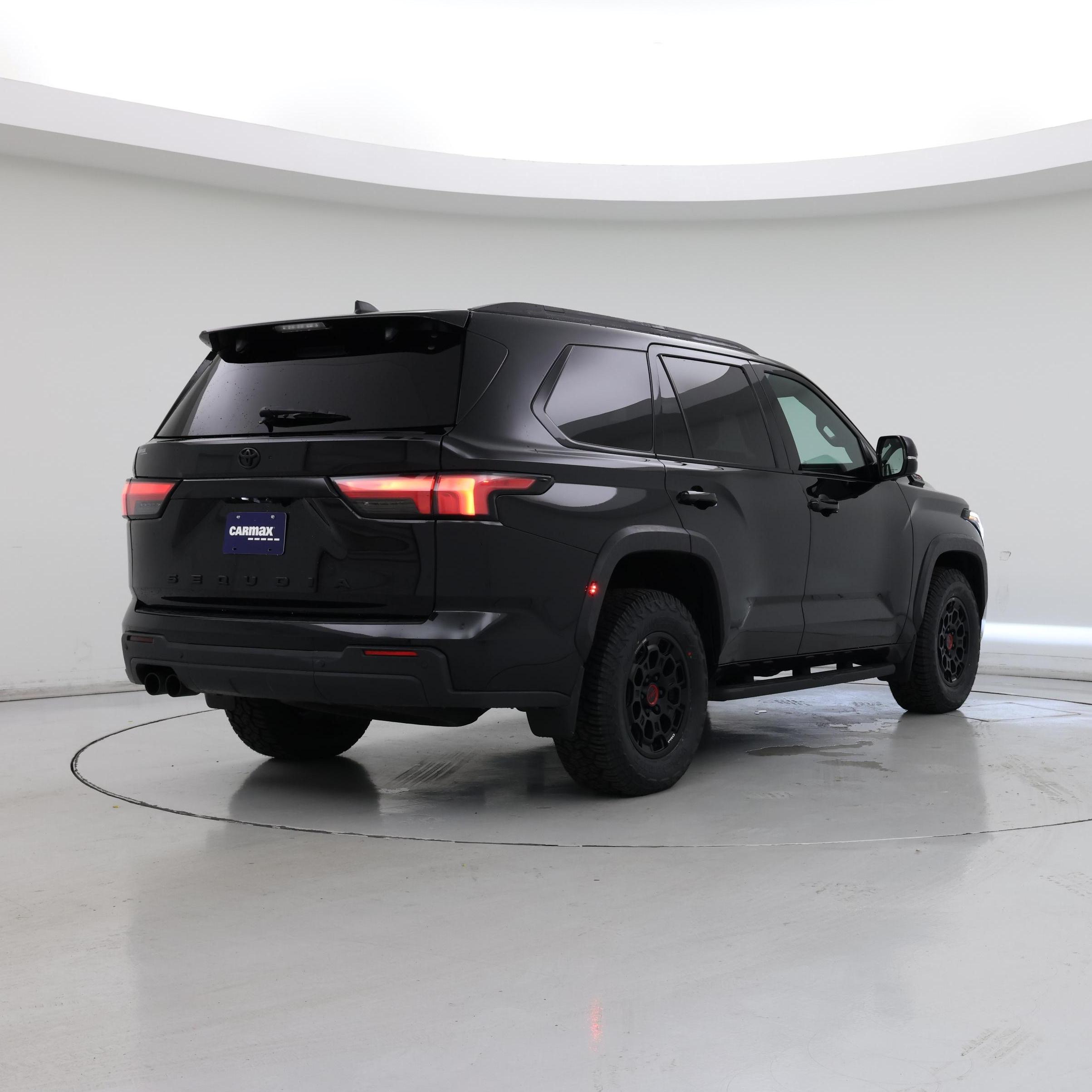 Thumbnail: 2024 Toyota Sequoia - 8