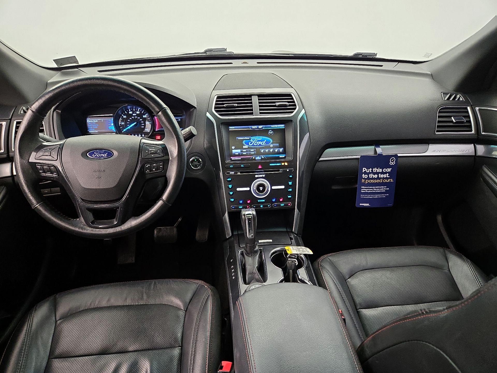 Thumbnail: 2016 Ford Explorer - 9