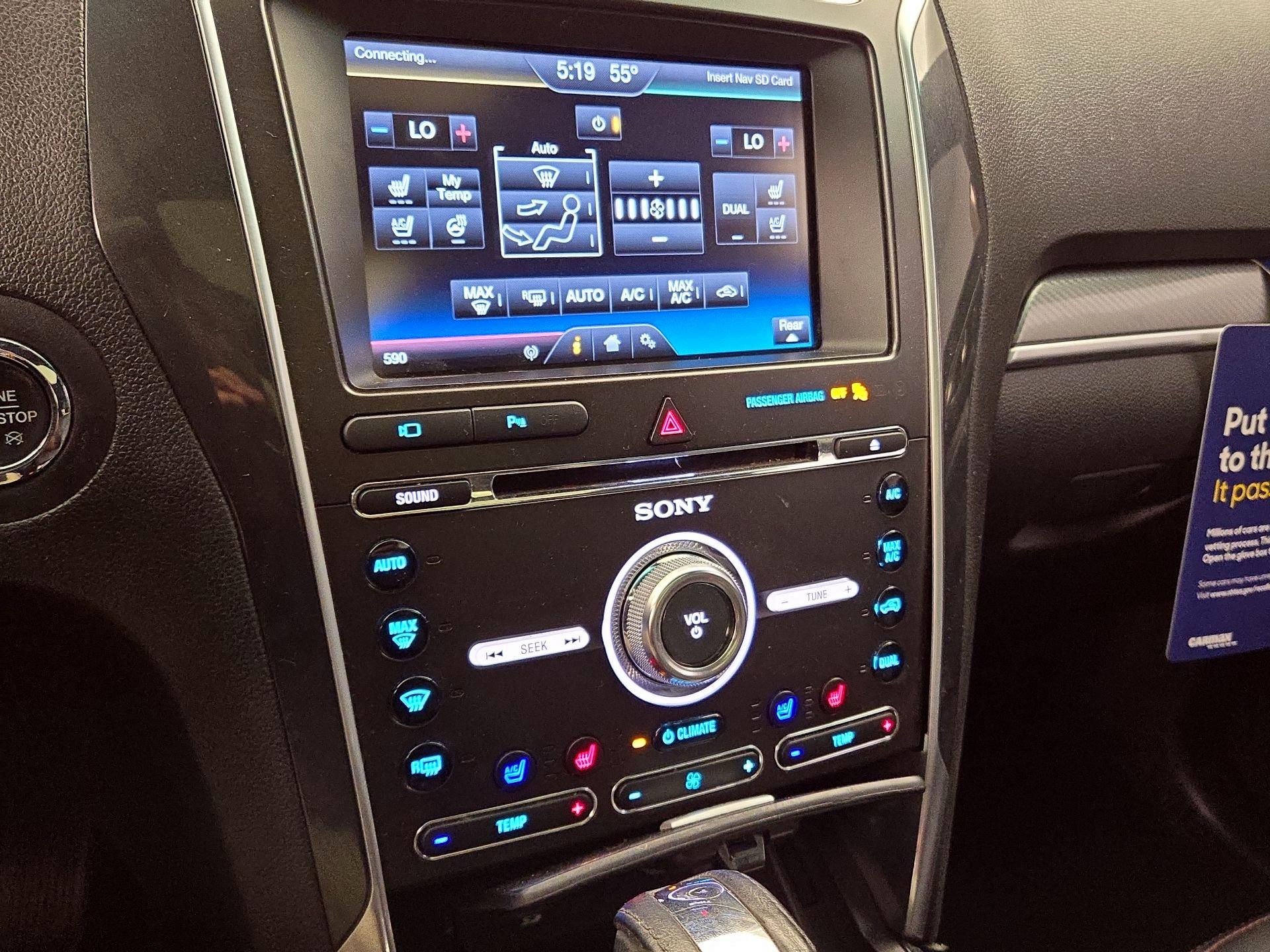 Thumbnail: 2016 Ford Explorer - 16
