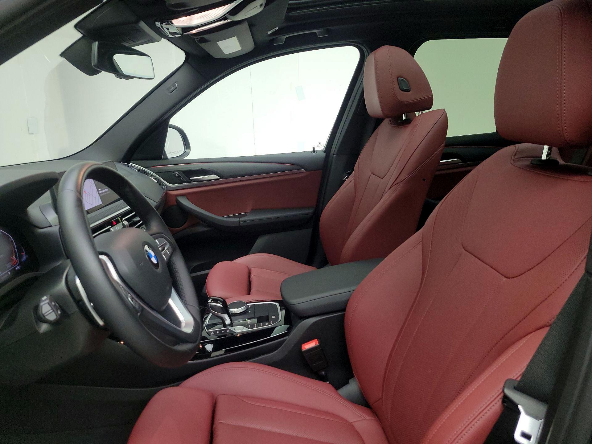 Thumbnail: 2024 BMW X3 - 11