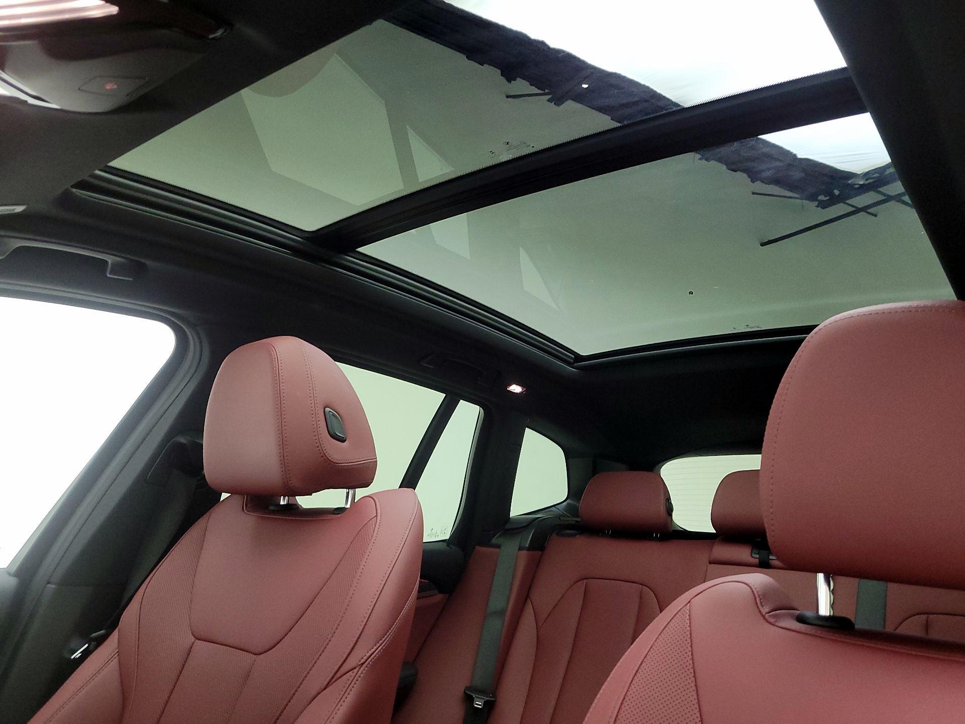 Thumbnail: 2024 BMW X3 - 20