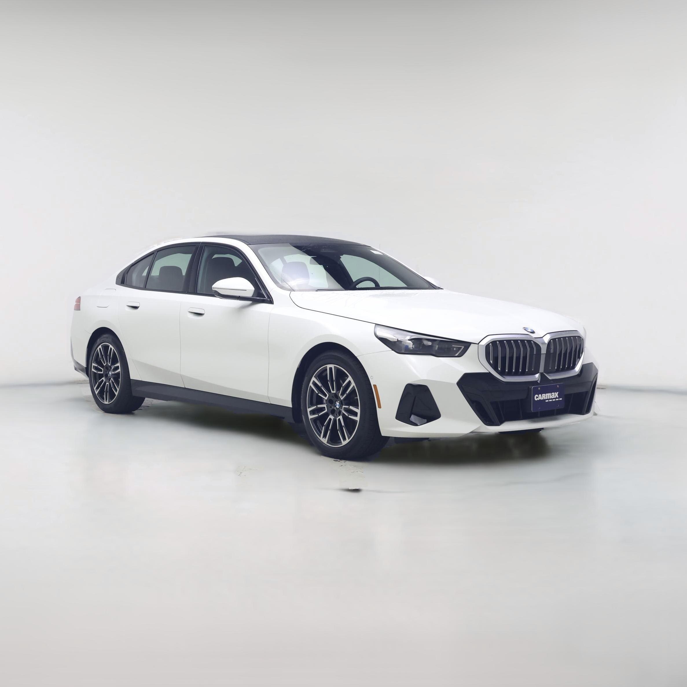 Thumbnail: 2025 BMW 5 Series - 1