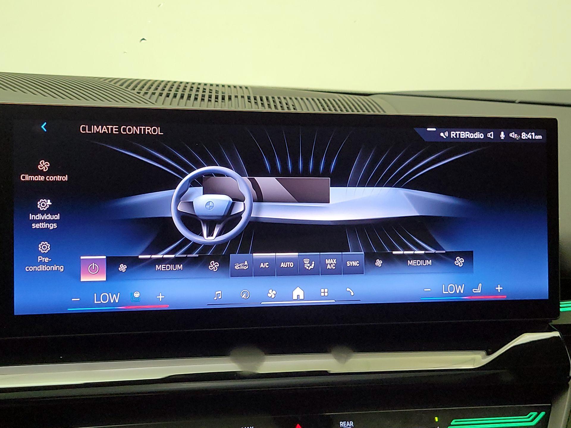 Thumbnail: 2025 BMW 5 Series - 17