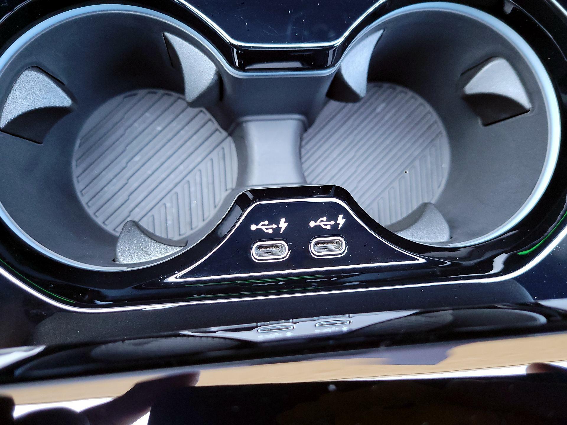 Thumbnail: 2025 BMW 5 Series - 19