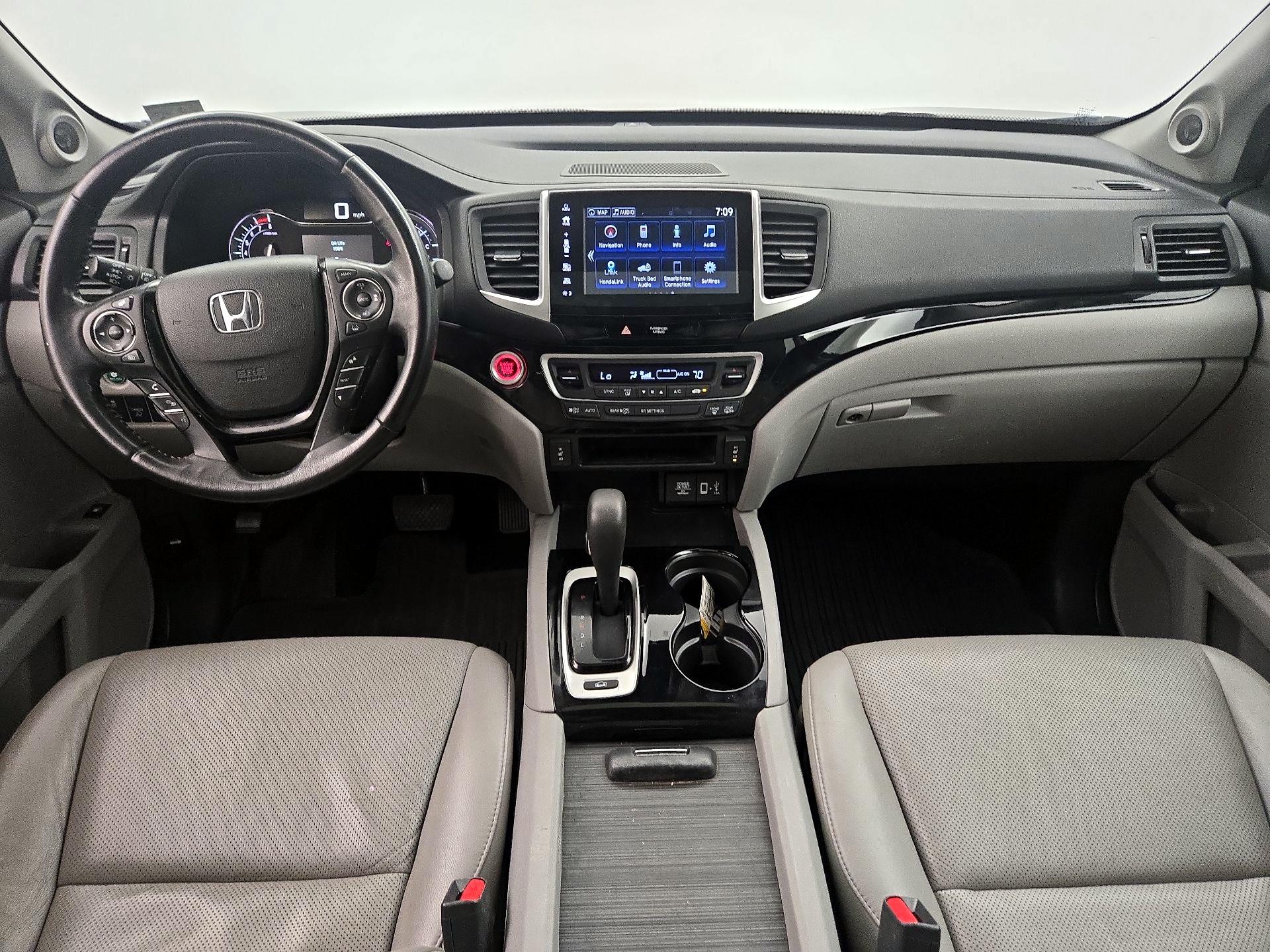 Thumbnail: 2017 Honda Ridgeline - 9