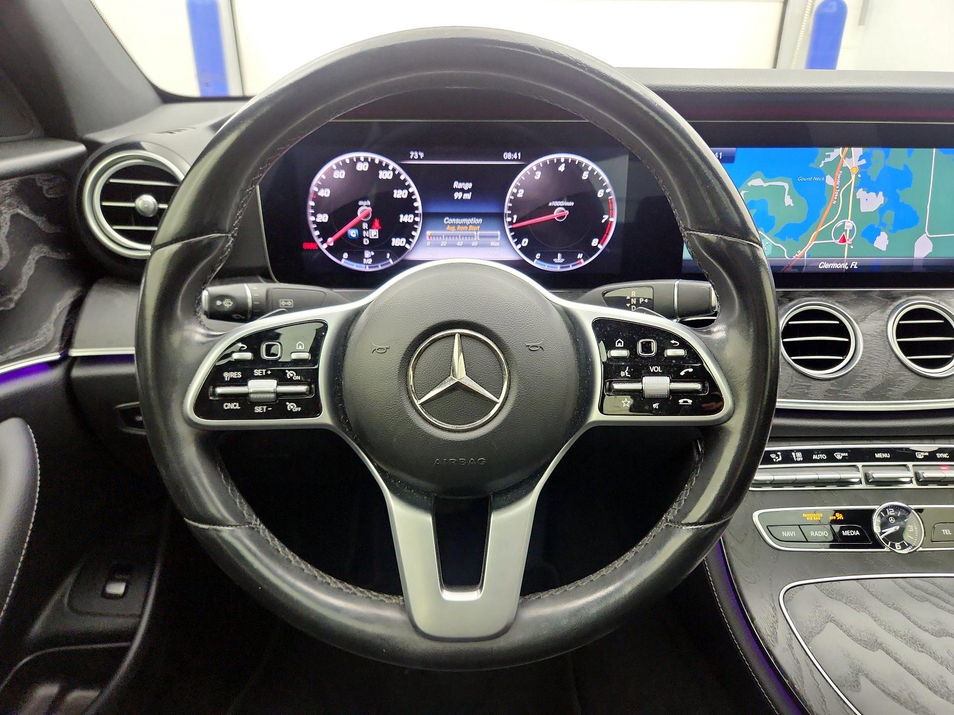 Thumbnail: 2020 Mercedes-Benz E-Class - 10