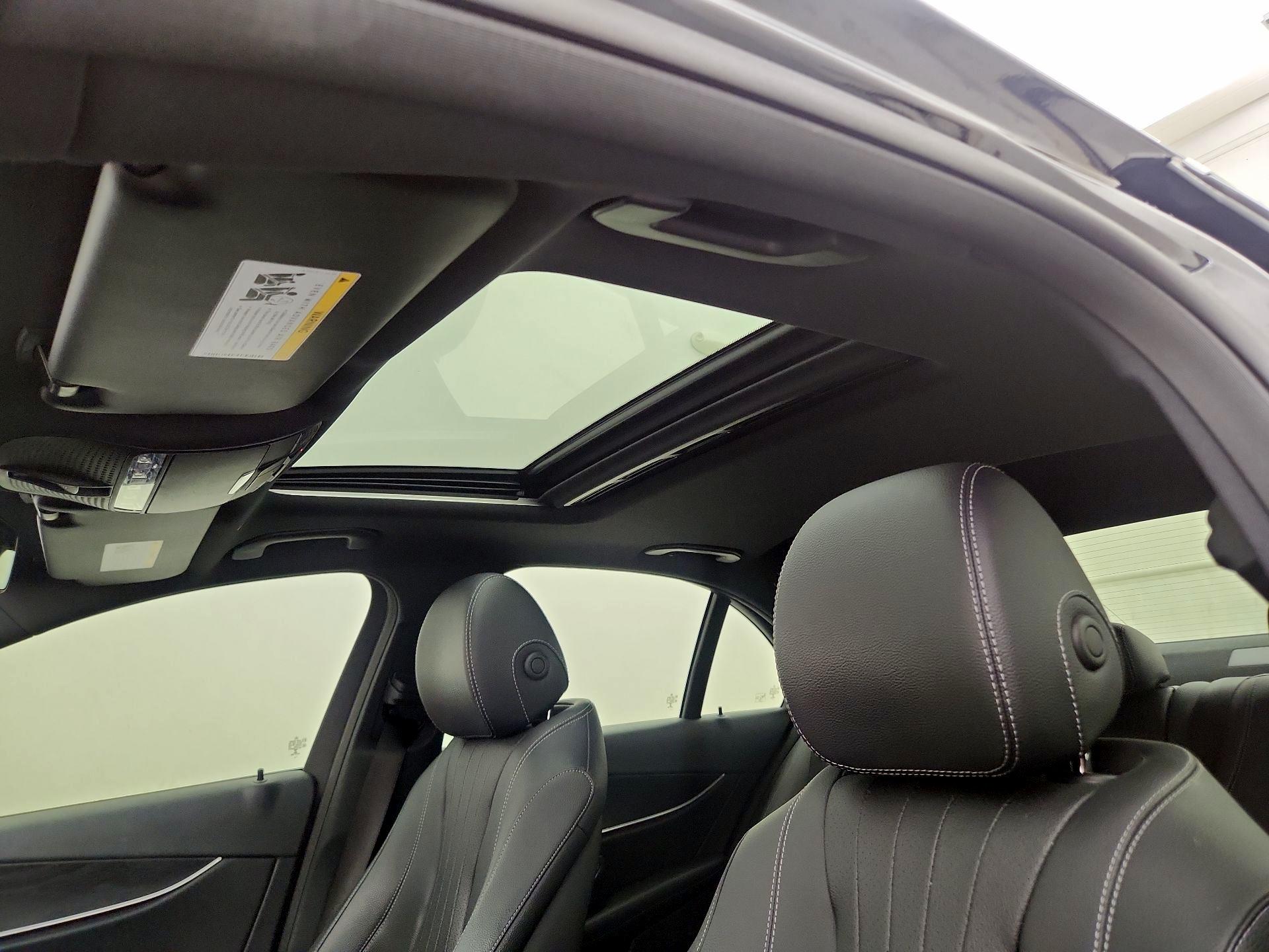 Thumbnail: 2020 Mercedes-Benz E-Class - 20