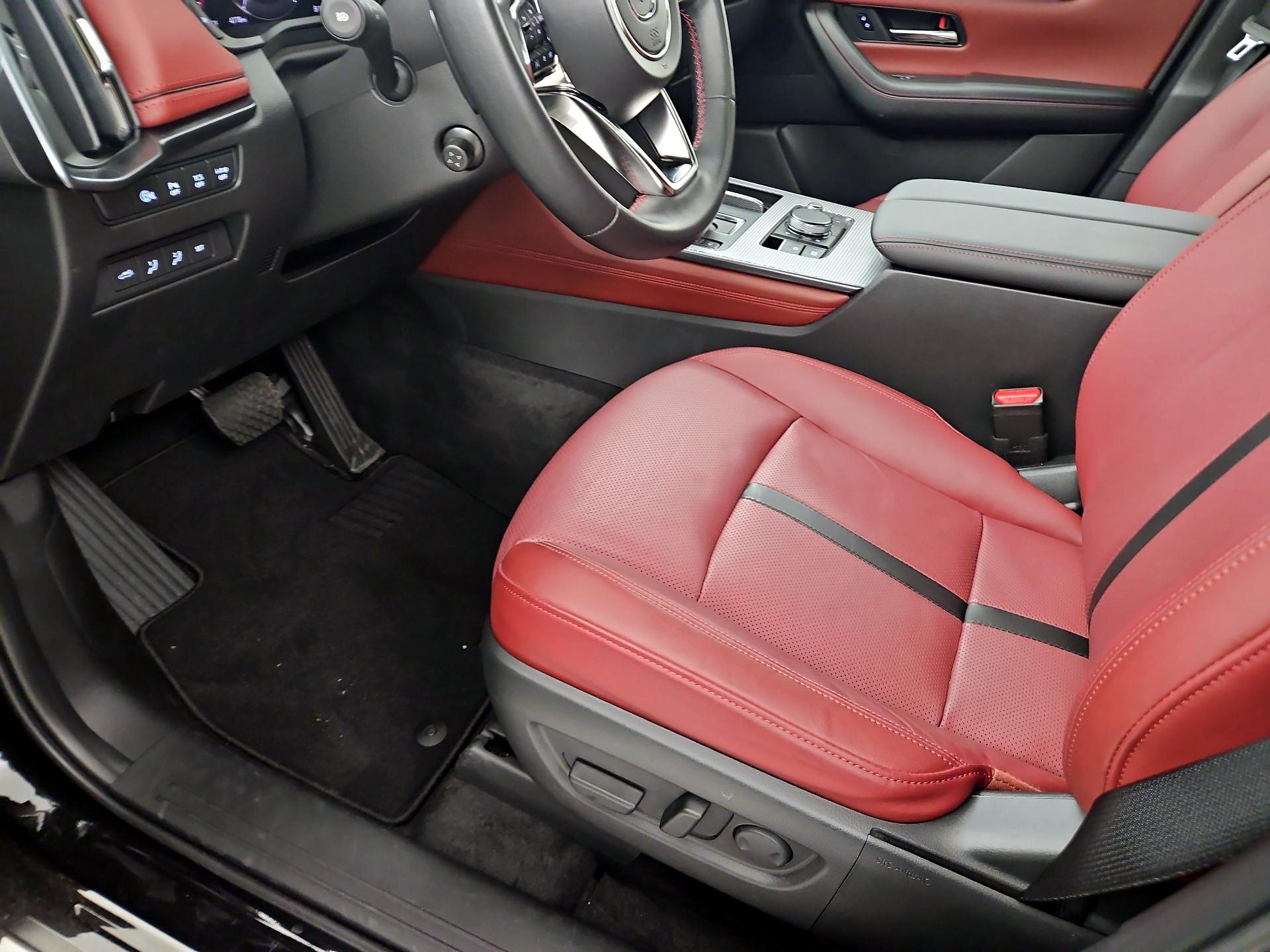 Thumbnail: 2025 Mazda CX-70 - 11