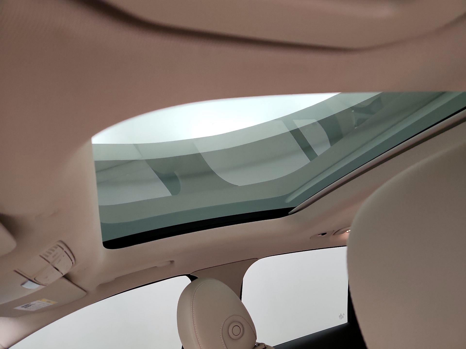 Thumbnail: 2021 Mercedes-Benz GLC - 19