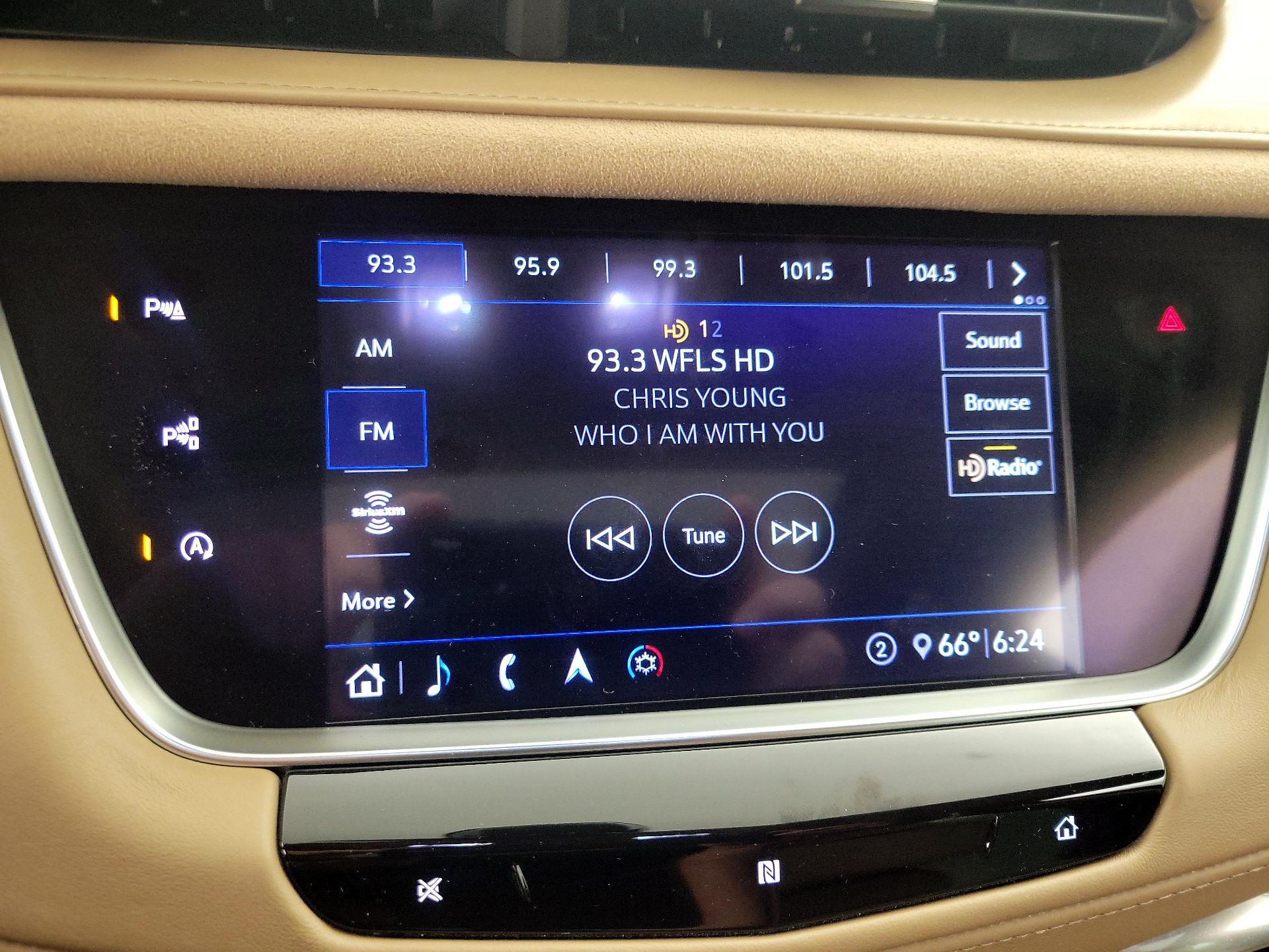 Thumbnail: 2020 Cadillac XT5 - 16