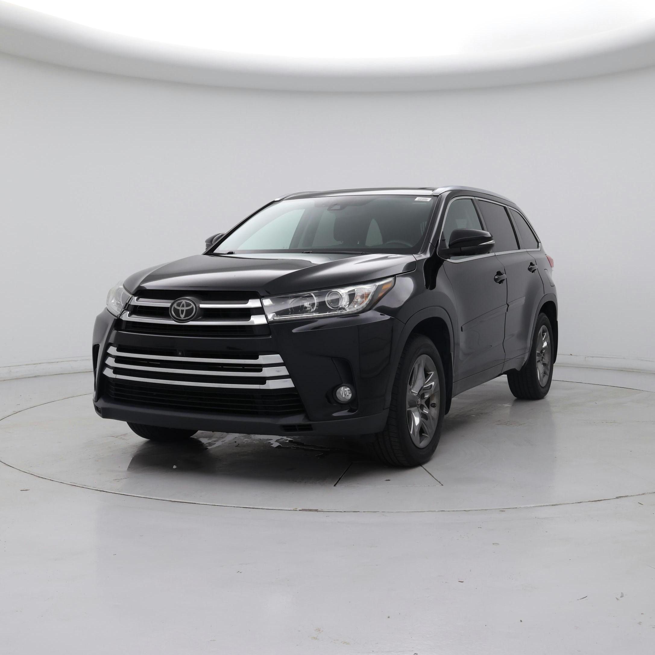 Thumbnail: 2017 Toyota Highlander - 4