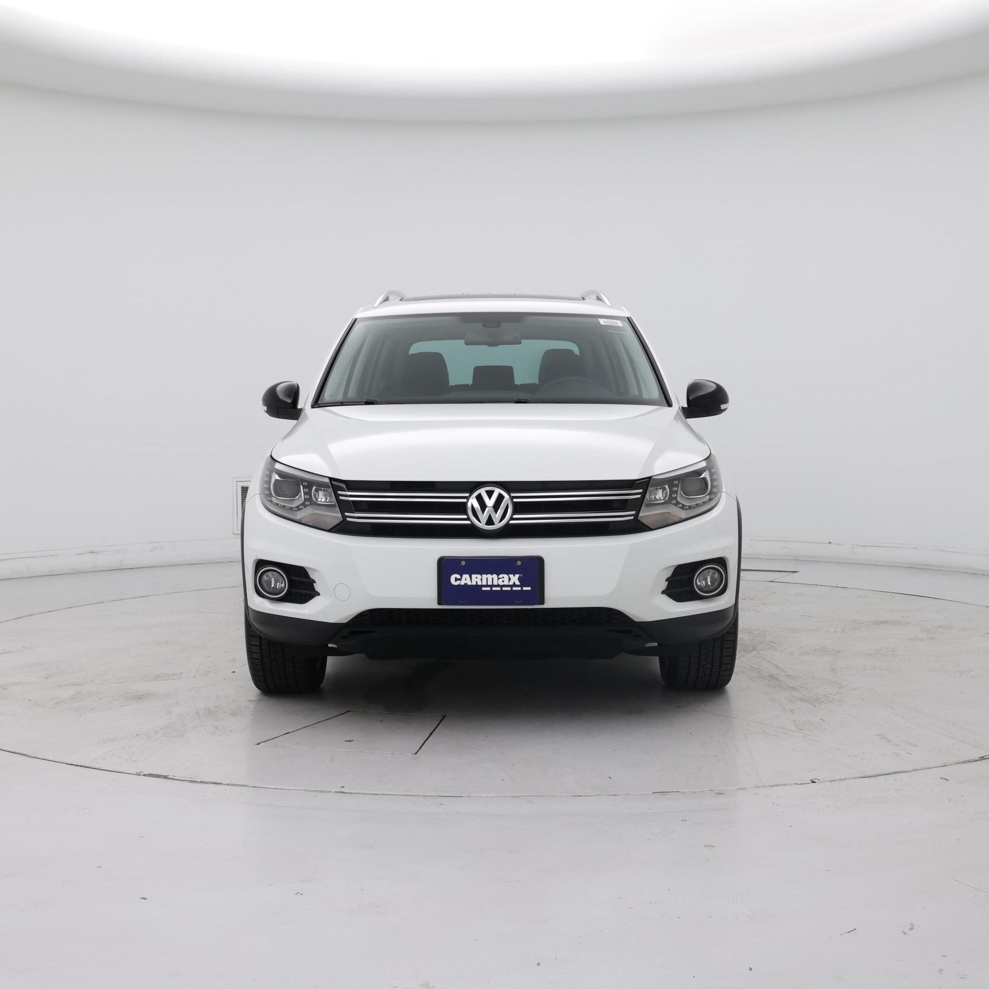 Thumbnail: 2017 Volkswagen Tiguan - 5