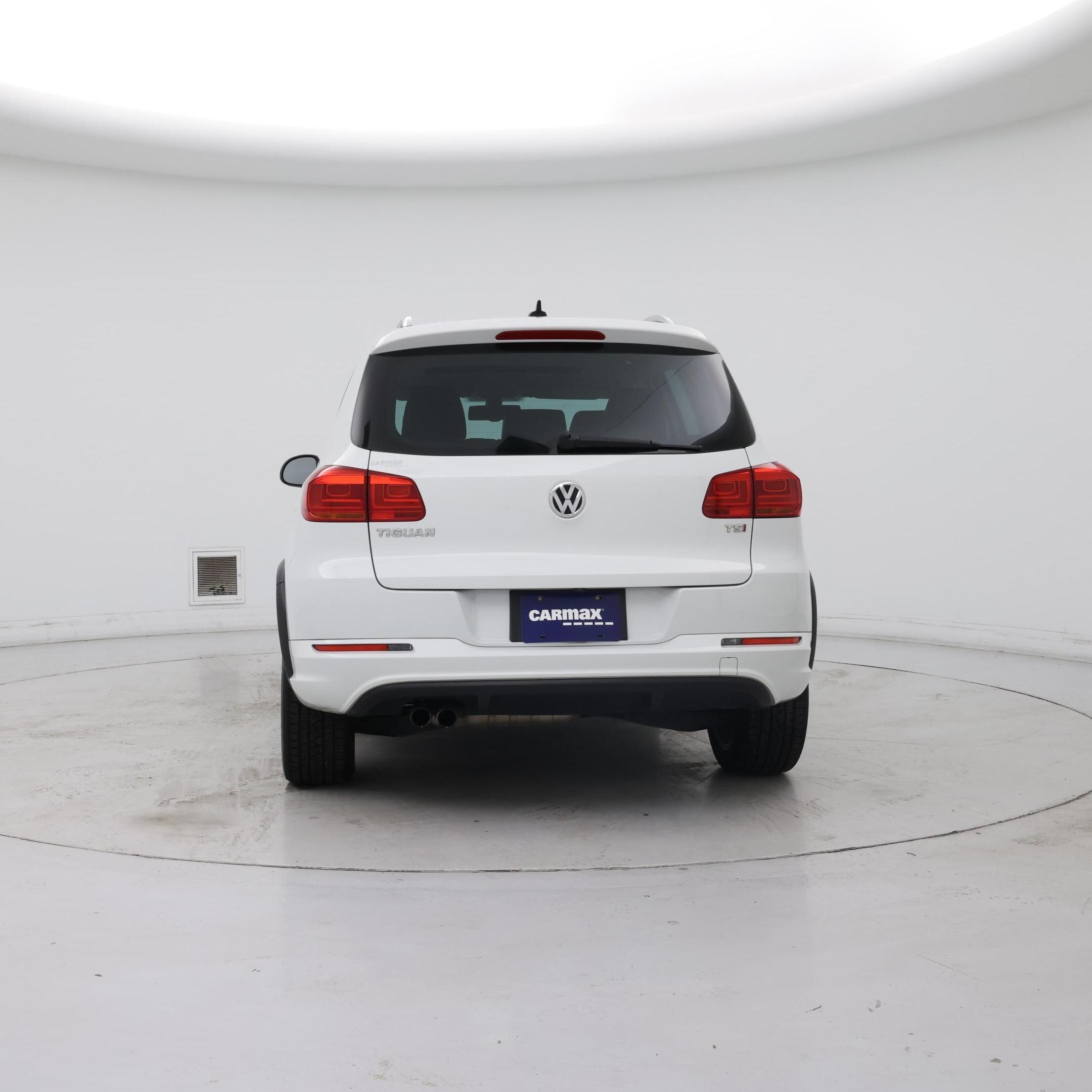Thumbnail: 2017 Volkswagen Tiguan - 6