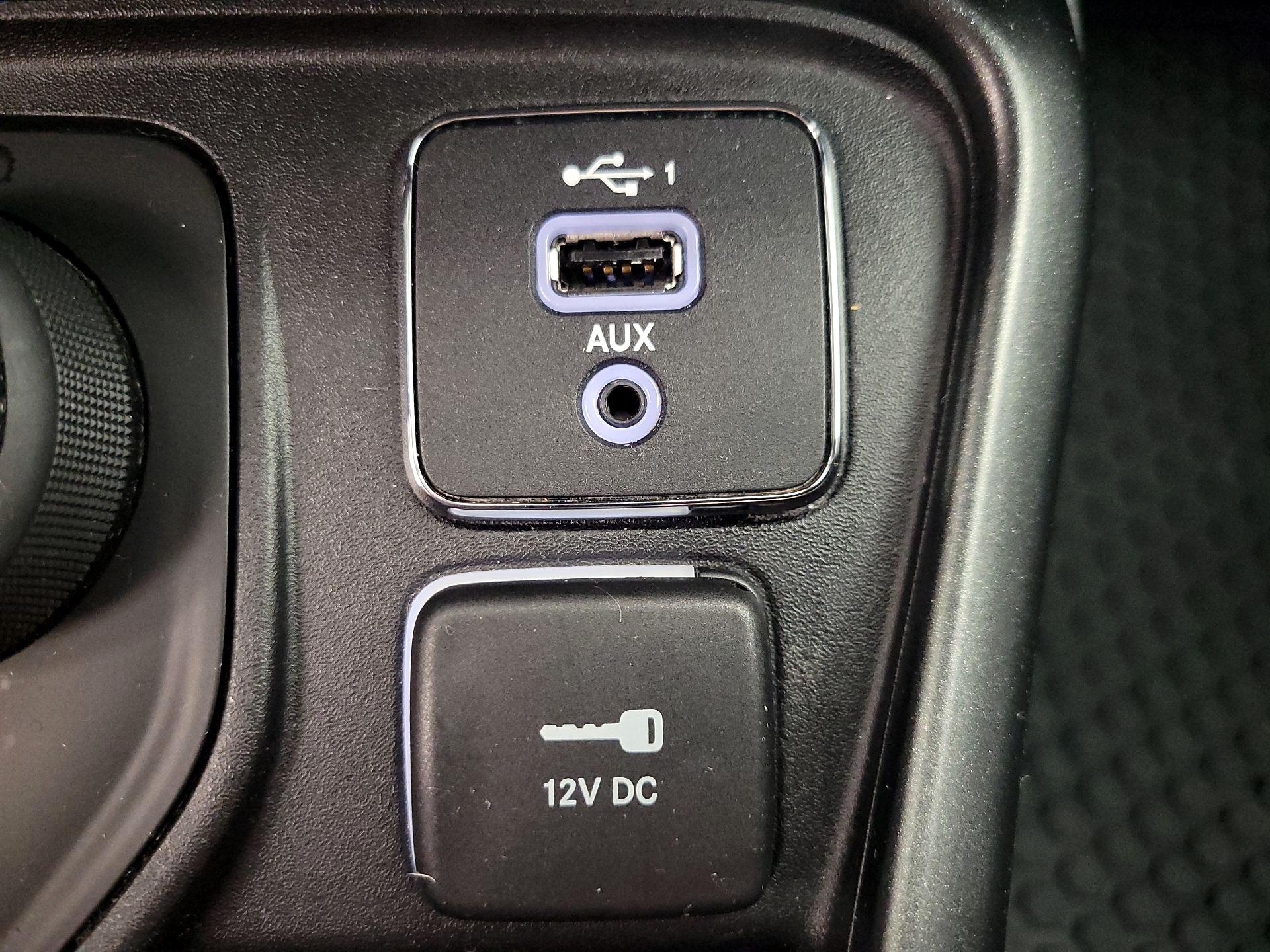 Thumbnail: 2019 Jeep Compass - 18