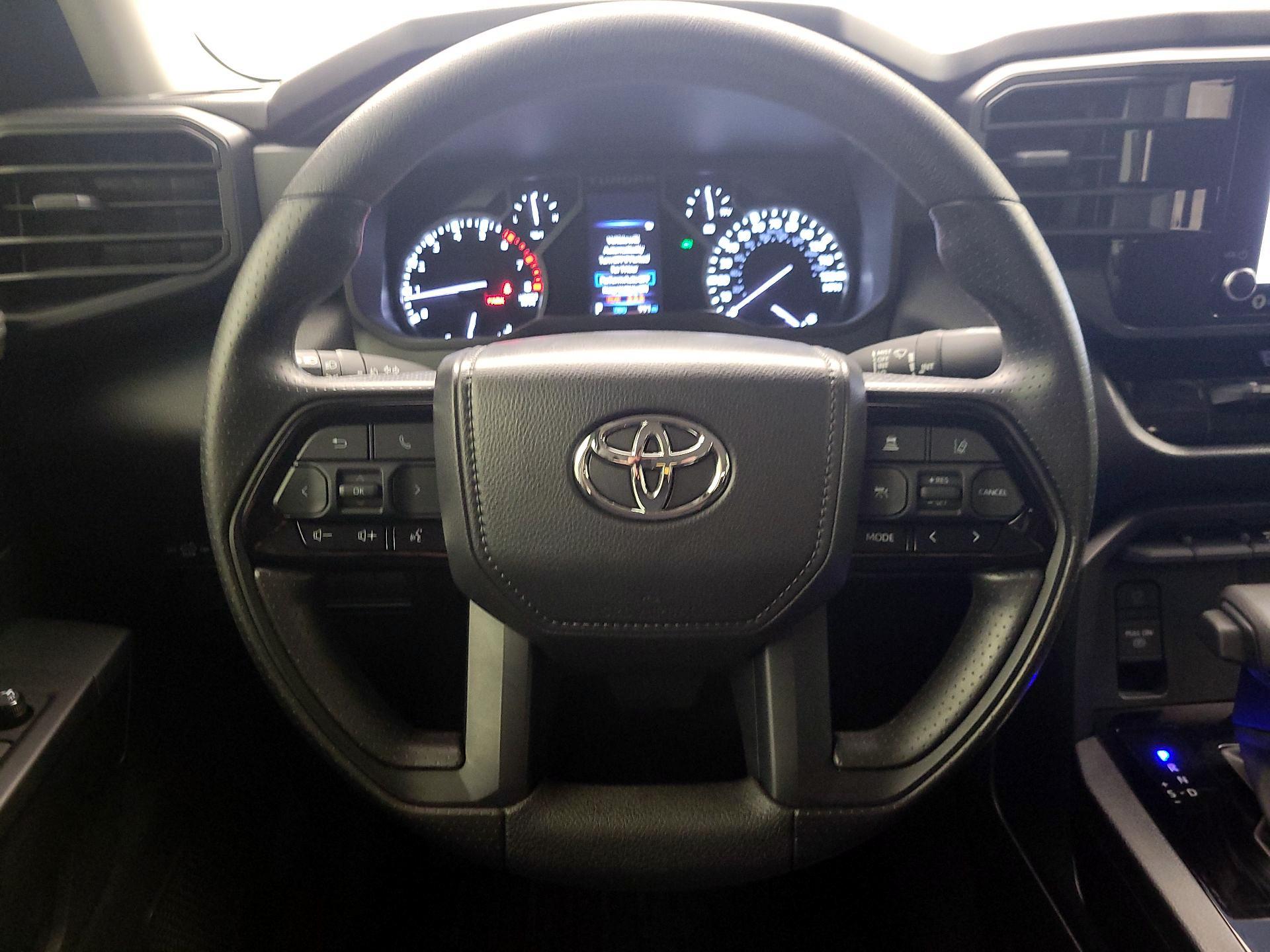 Thumbnail: 2024 Toyota Tundra - 10