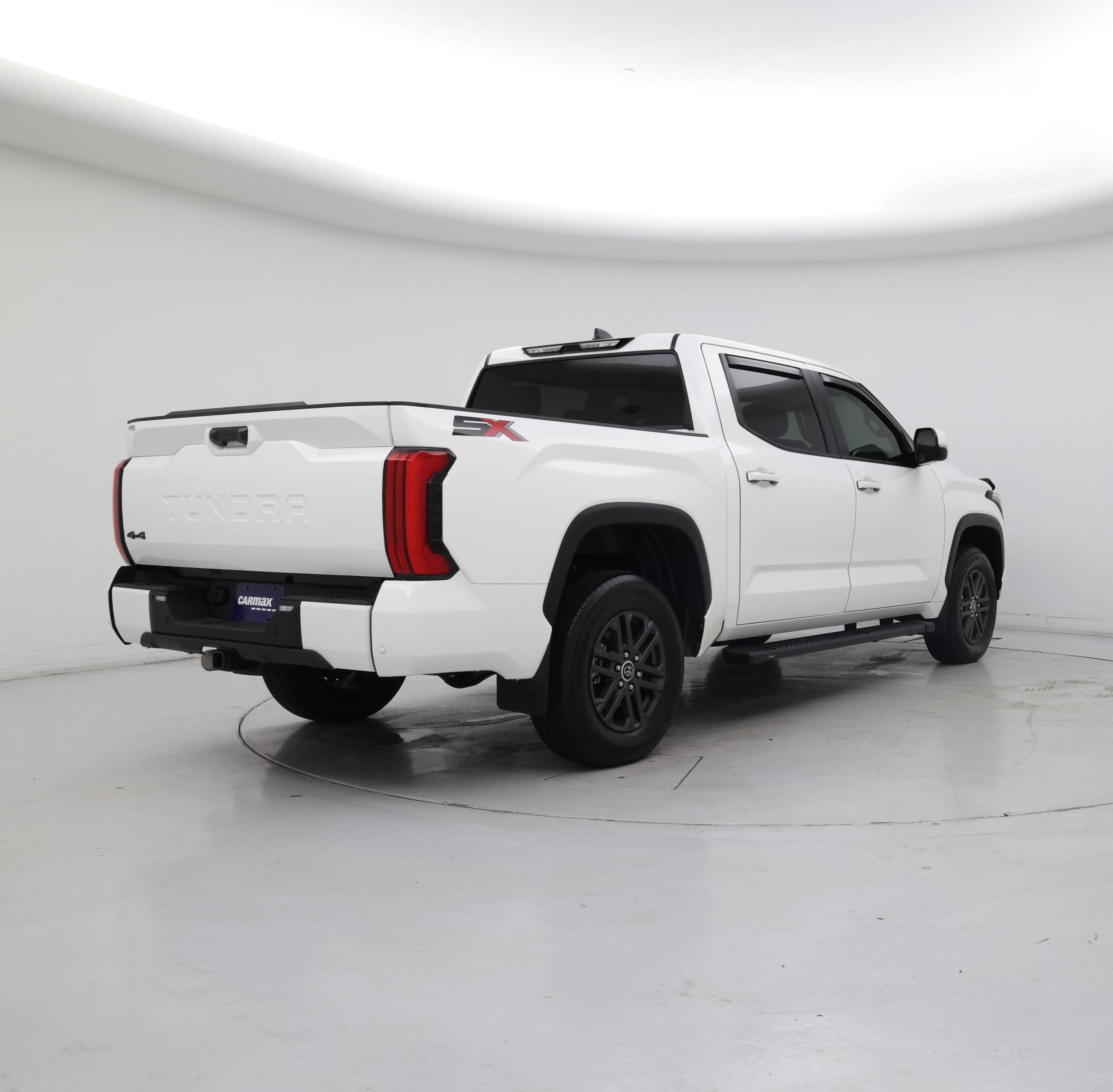 Thumbnail: 2024 Toyota Tundra - 8